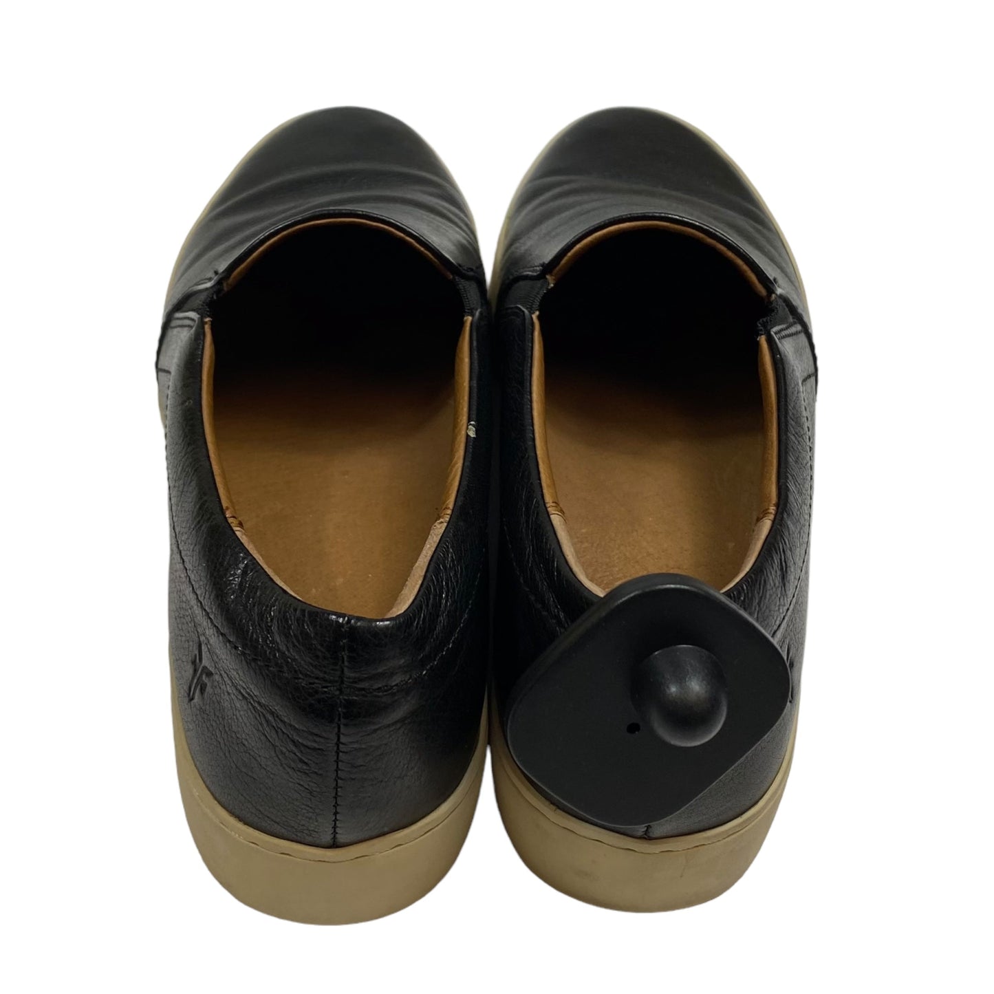 Shoes Designer By Frye Size: 7