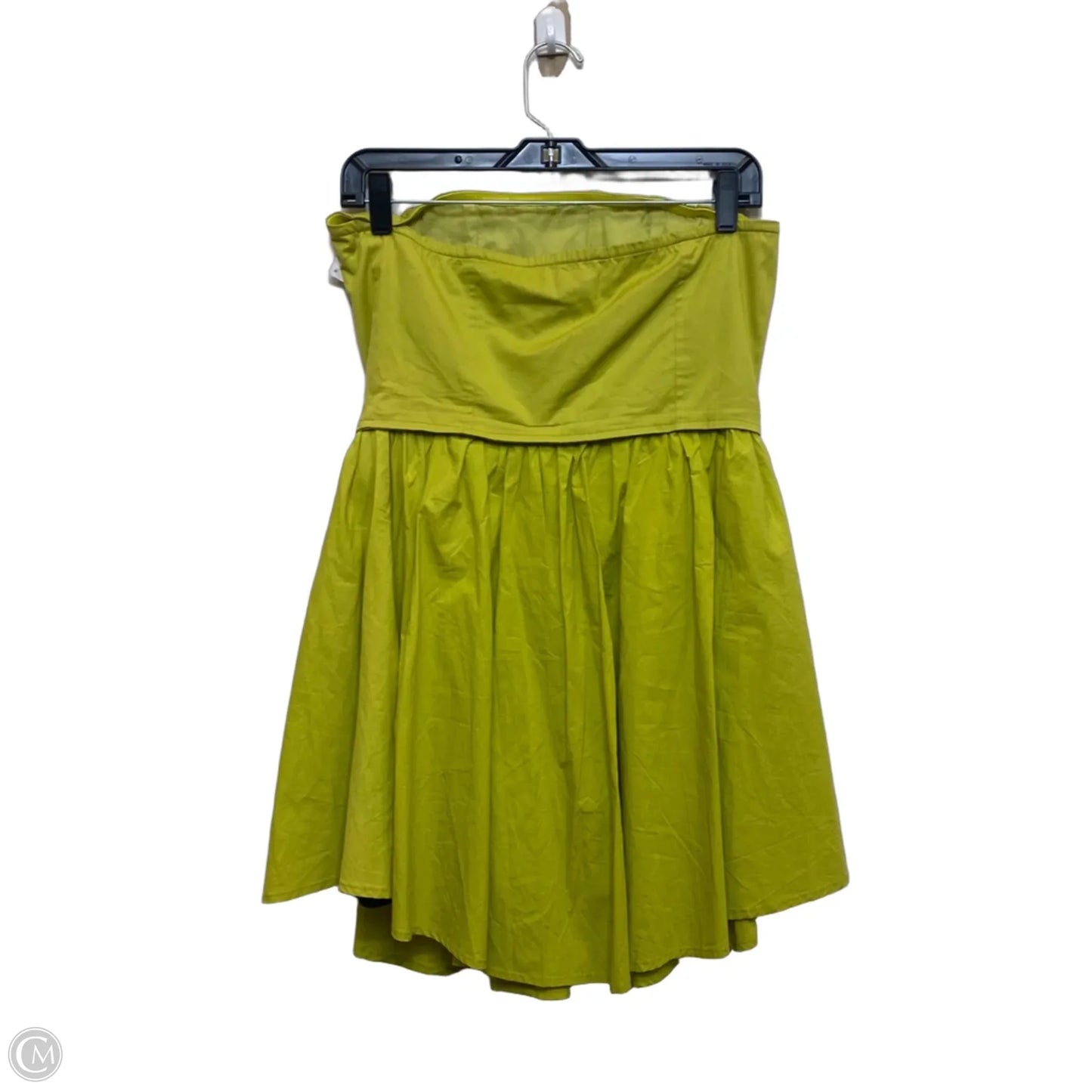 Dress Casual Short By Vestique In Green, Size: M