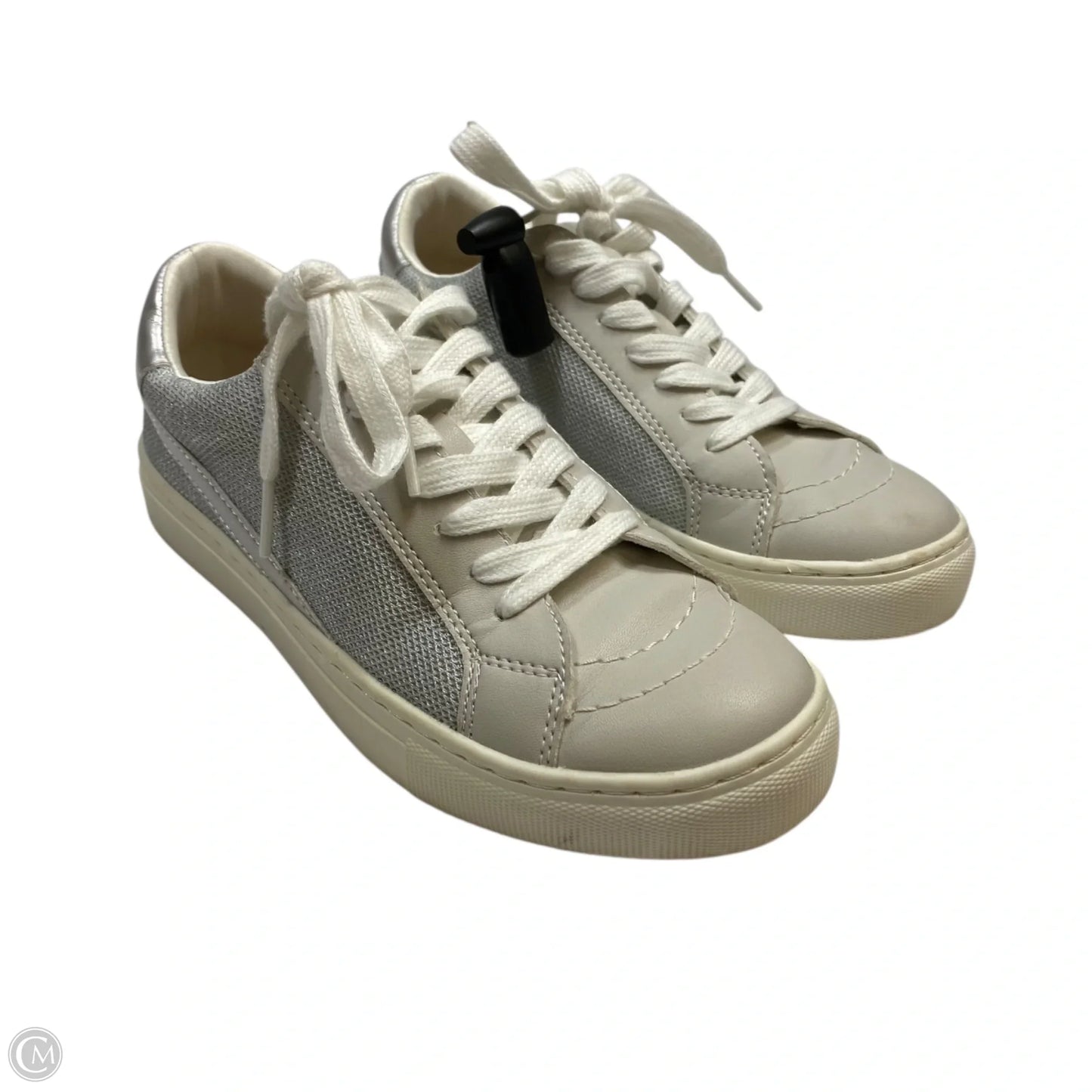 Shoes Sneakers By Universal Thread In Grey, Size: 6