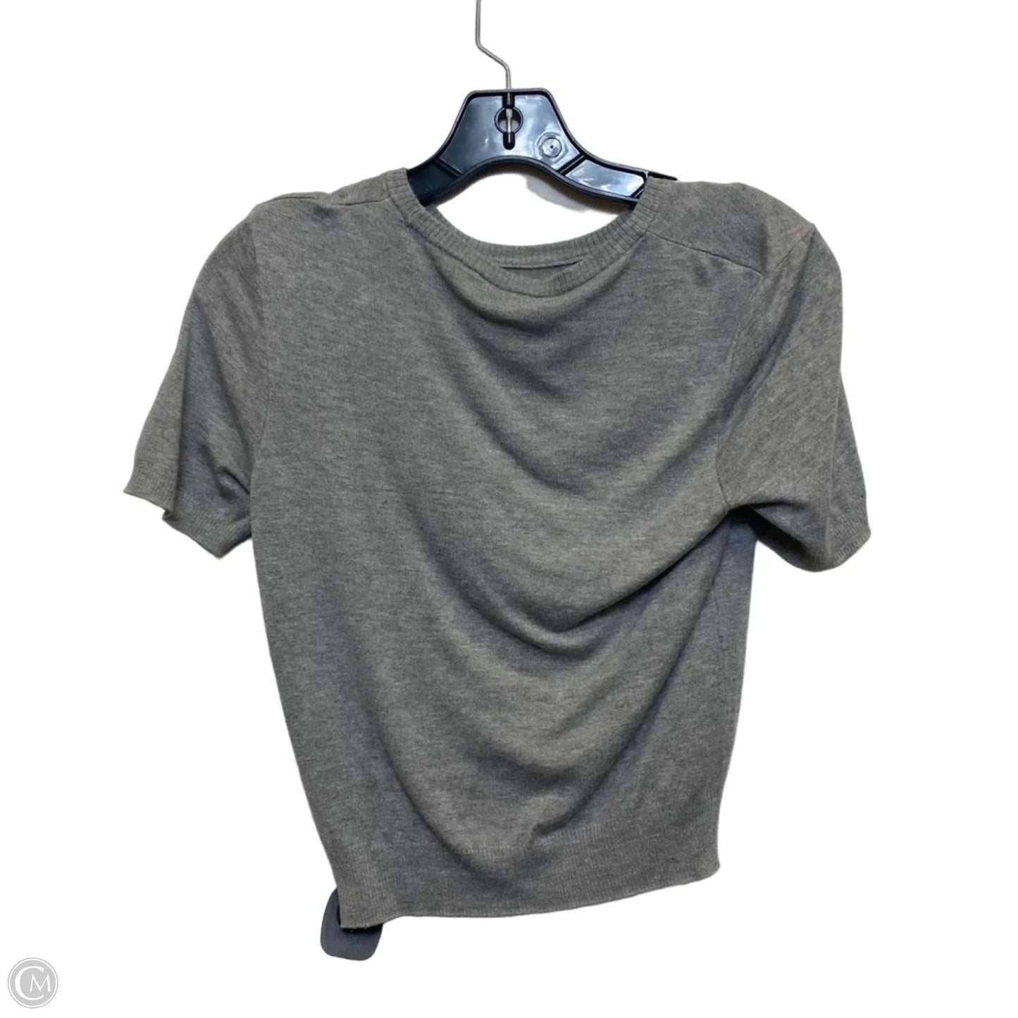 Top Short Sleeve By Divided In Grey, Size: S