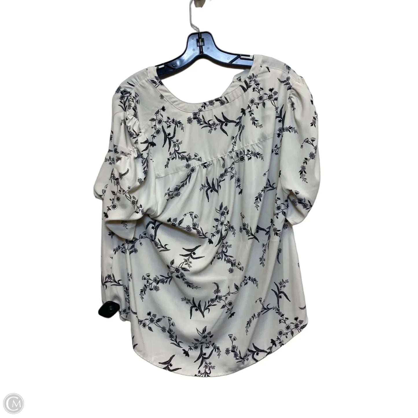 Top Short Sleeve By Torrid In Cream, Size: L