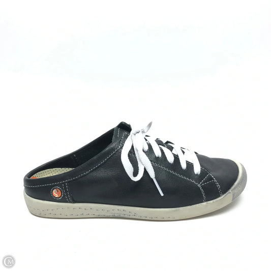 Shoes Sneakers By Cmc In Black, Size: 7.5