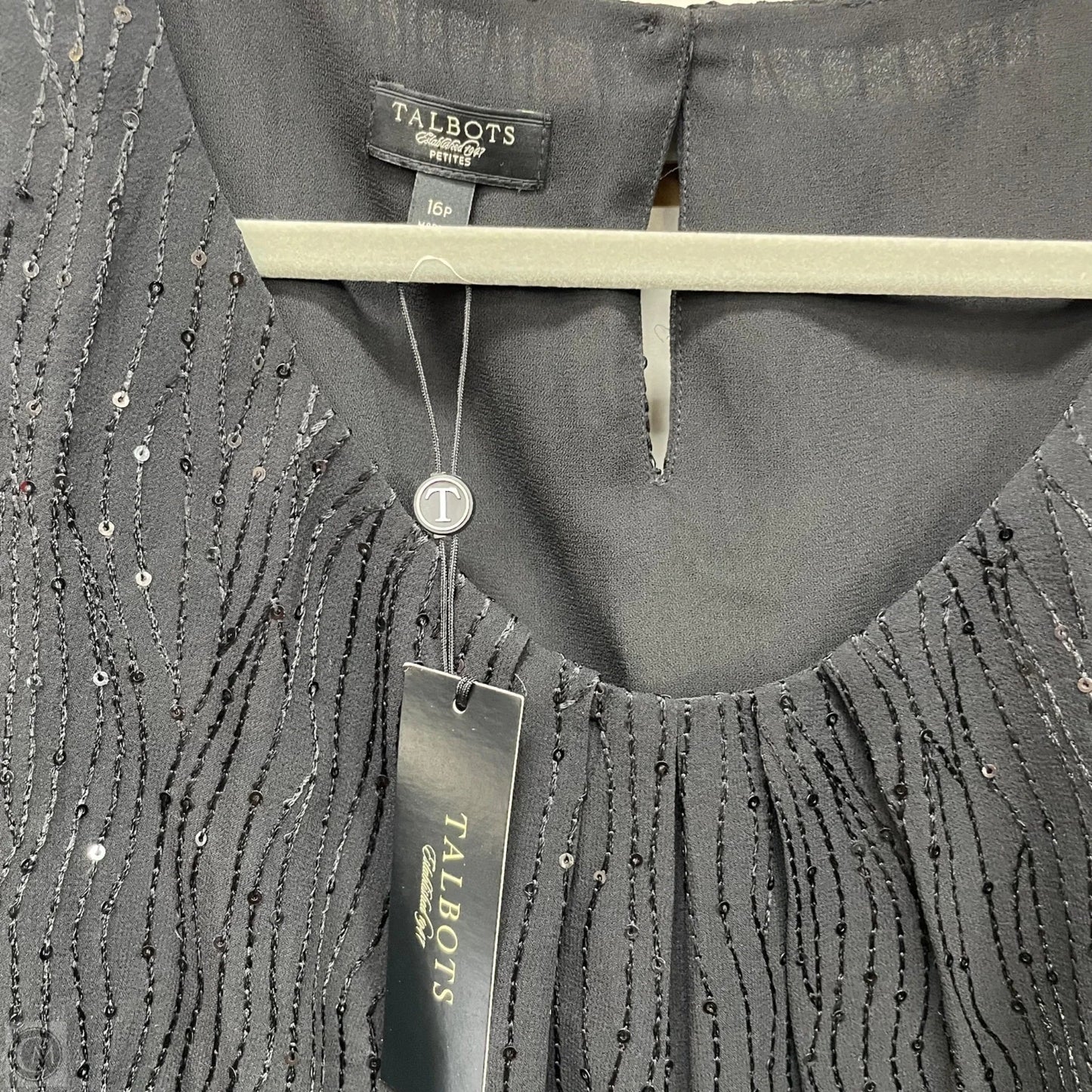 Top Sleeveless By Talbots In Black, Size: 16