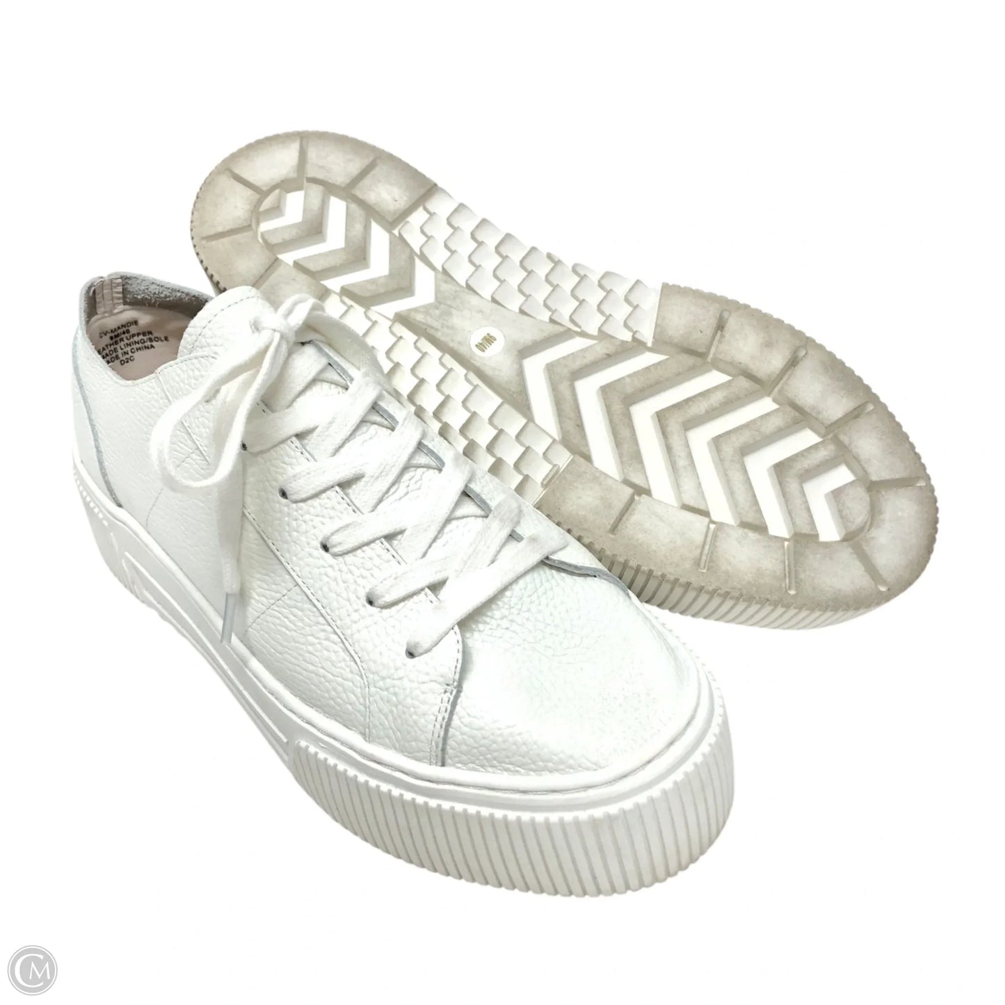 Shoes Sneakers By Crown Vintage In White, Size: 9