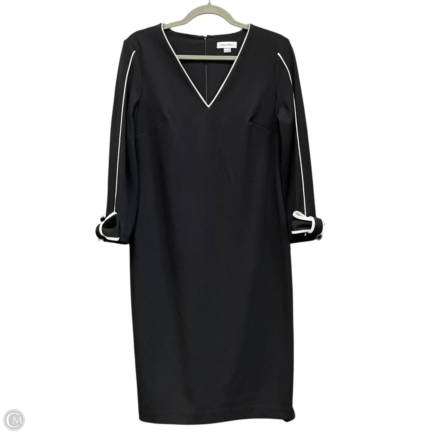Dress Casual Short By Calvin Klein In Black & White, Size: 10