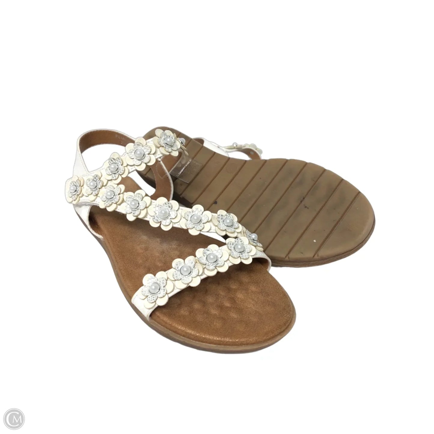 Sandals Flats By Spring Step In White, Size: 5.5