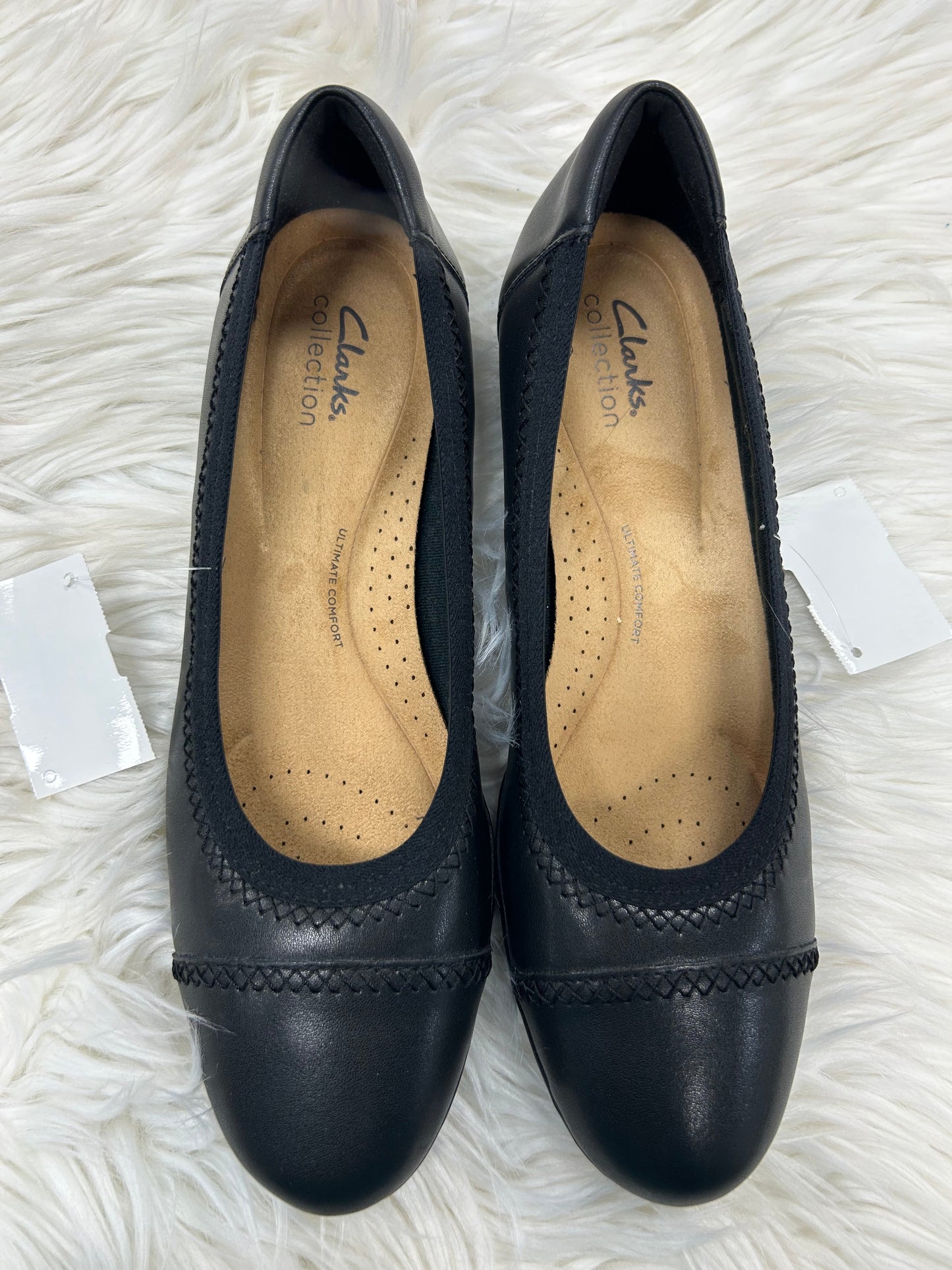 Shoes Flats By Clarks In Black, Size:9.5