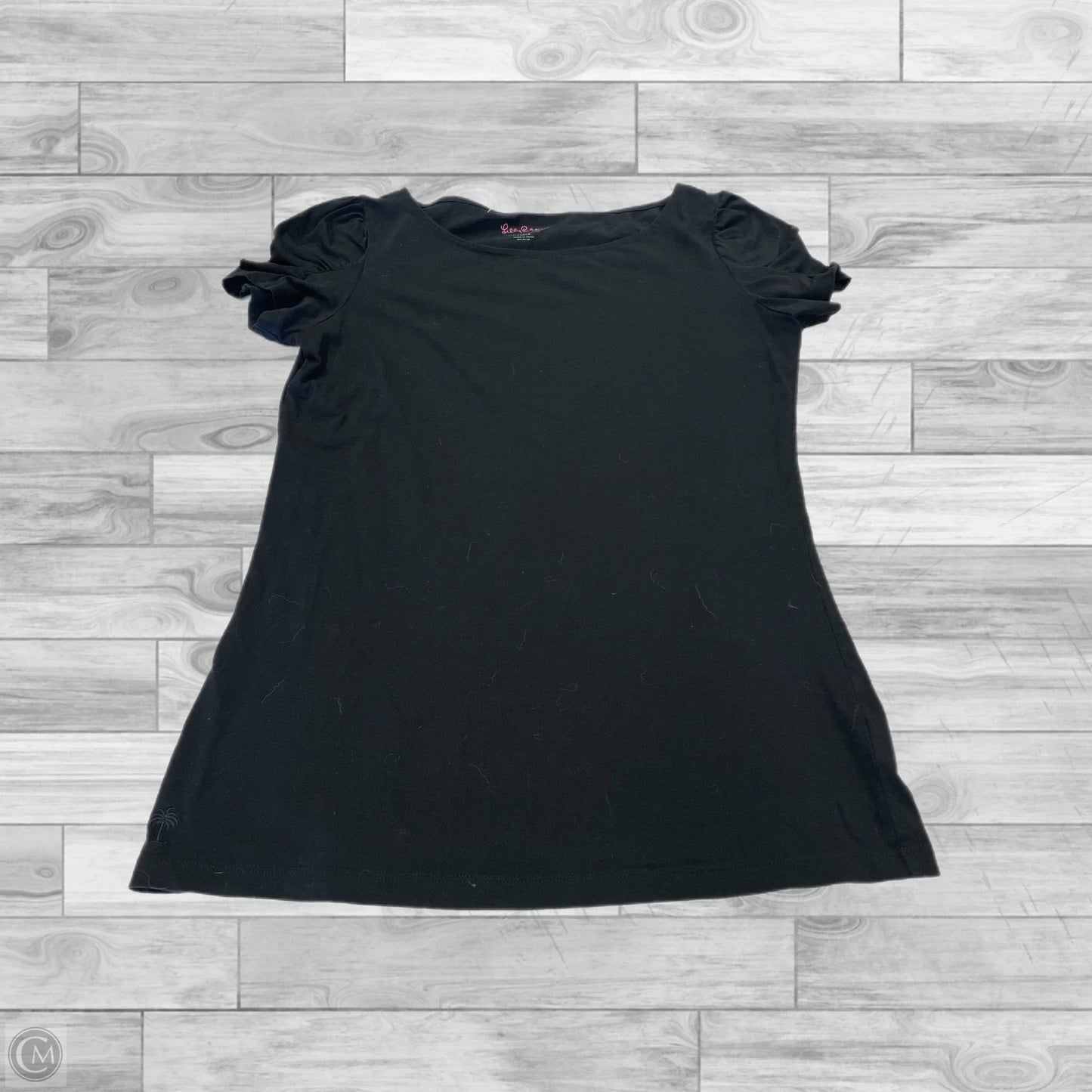 Top Short Sleeve Designer By Lilly Pulitzer In Black, Size: L
