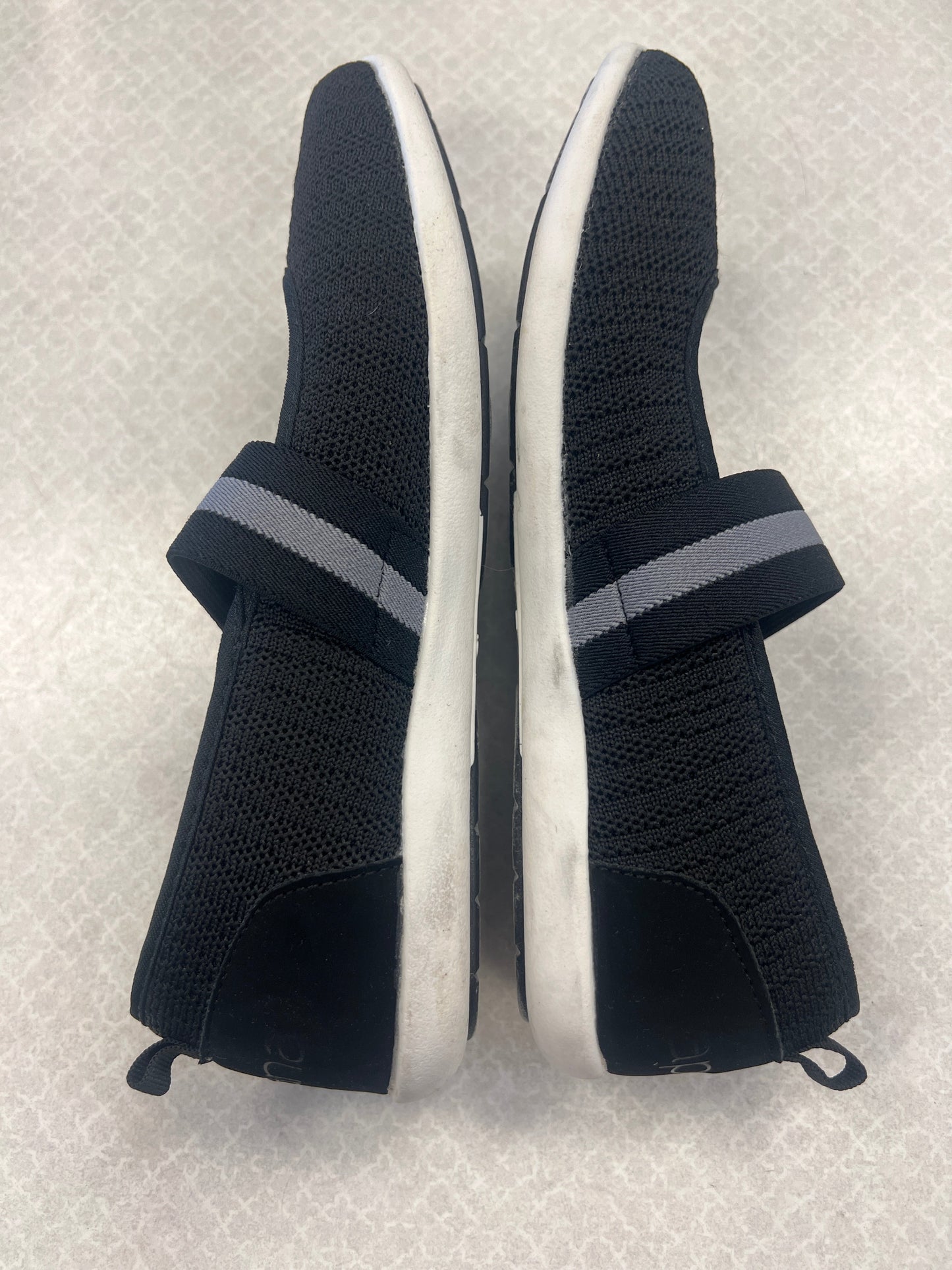 Shoes Flats Ballet By Apana Size: 7