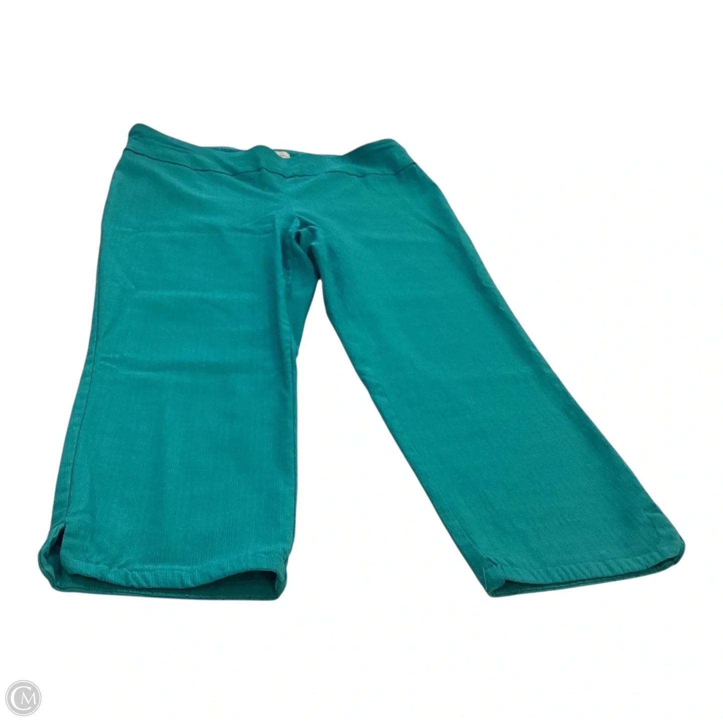 Capris By Van Heusen In Green, Size: 8