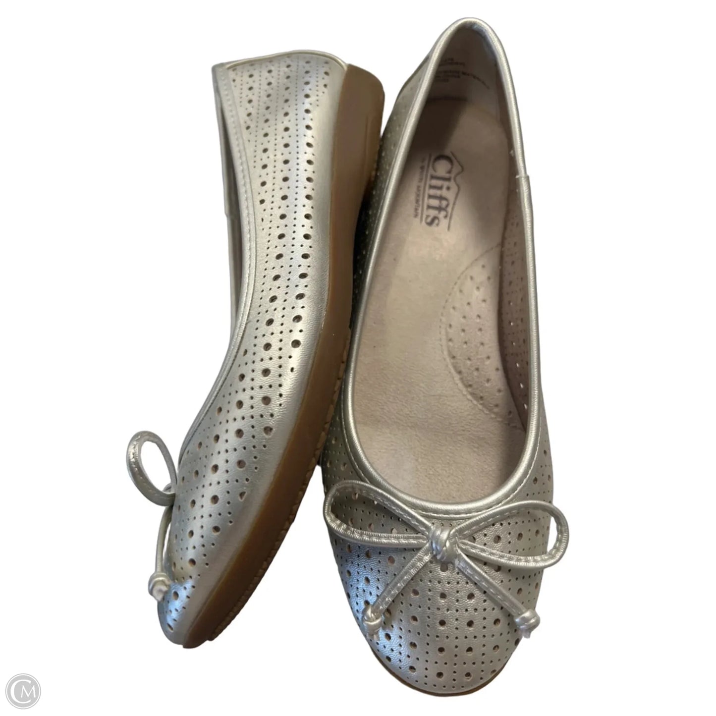 Shoes Flats By Cliffs By White Mountain In Gold, Size: 7