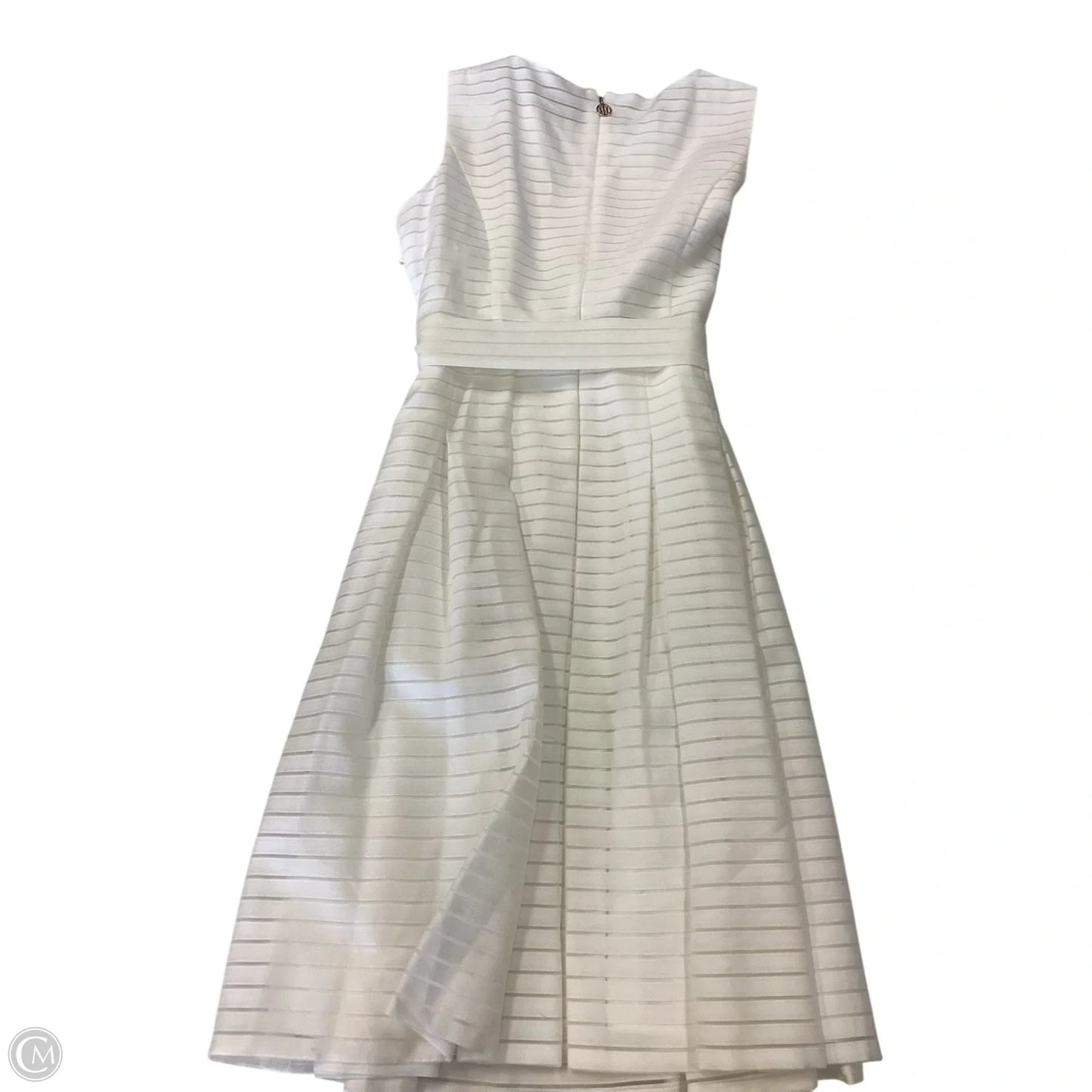 Dress Casual Short By Tommy Hilfiger In White, Size: 6