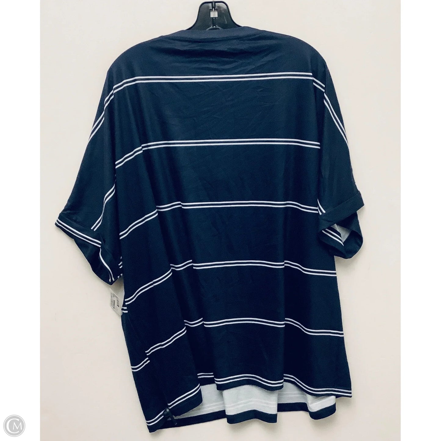 Top Short Sleeve By Cmb In Black, Size: 22