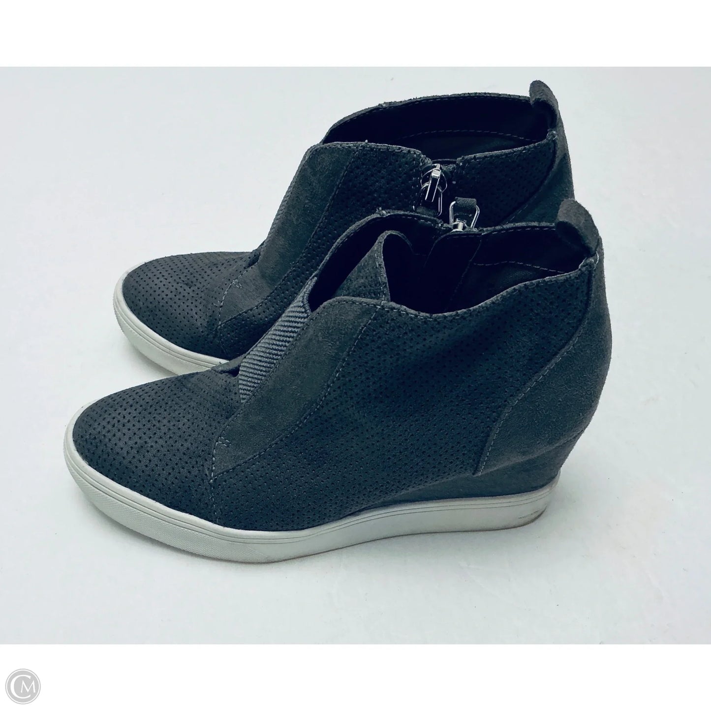 Boots Ankle Flats By Mia In Grey, Size: 6