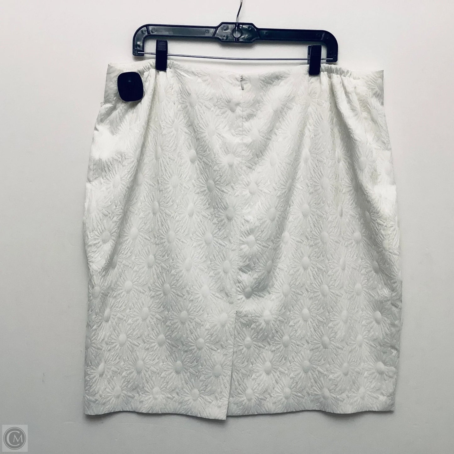 Skirt Midi By Kasper In White, Size: 16