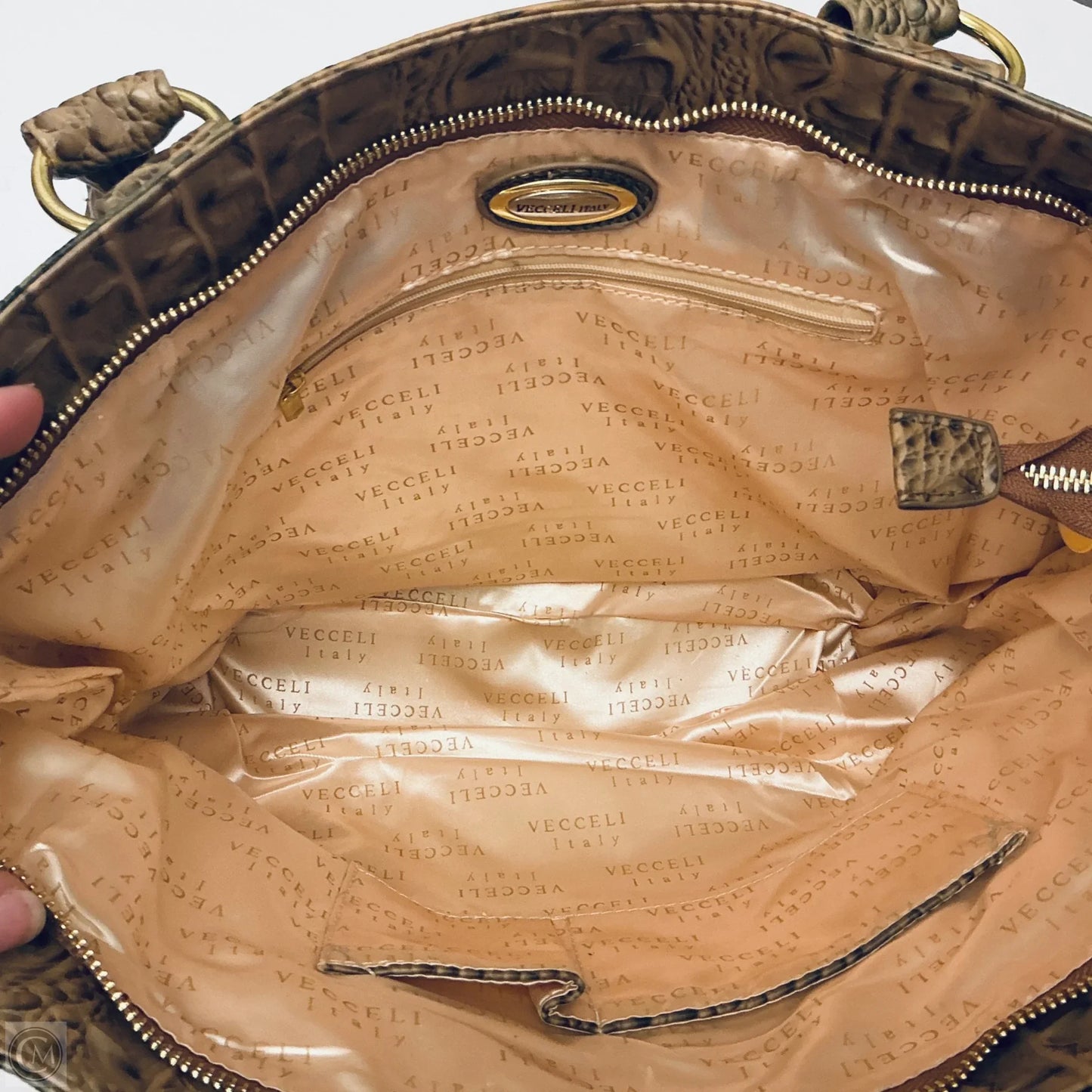 Handbag By Clothes Mentor, Size: Large