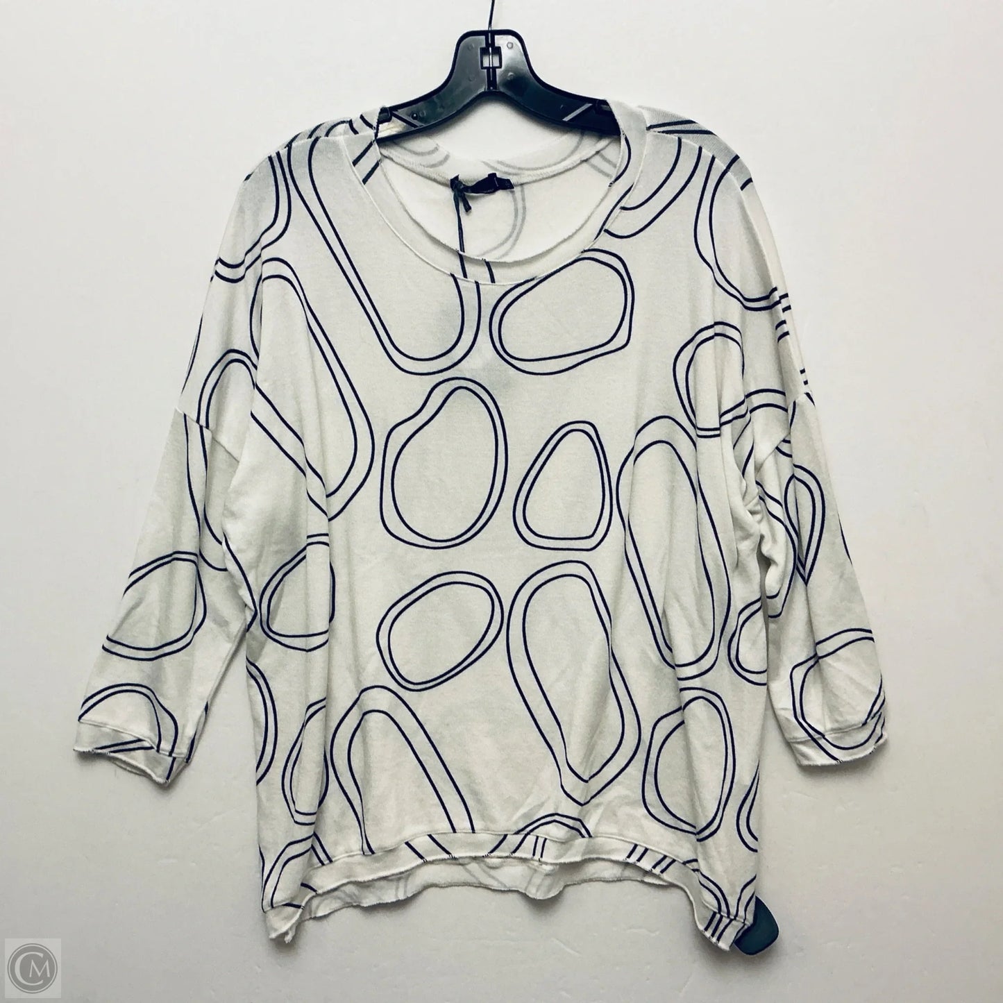 Sweater By Clothes Mentor In White, Size: S