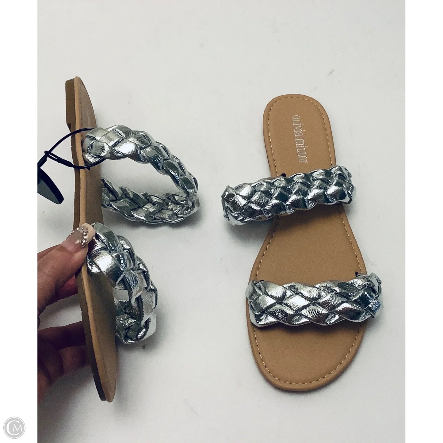 Sandals Flats By Olivia Miller In Silver, Size: 10
