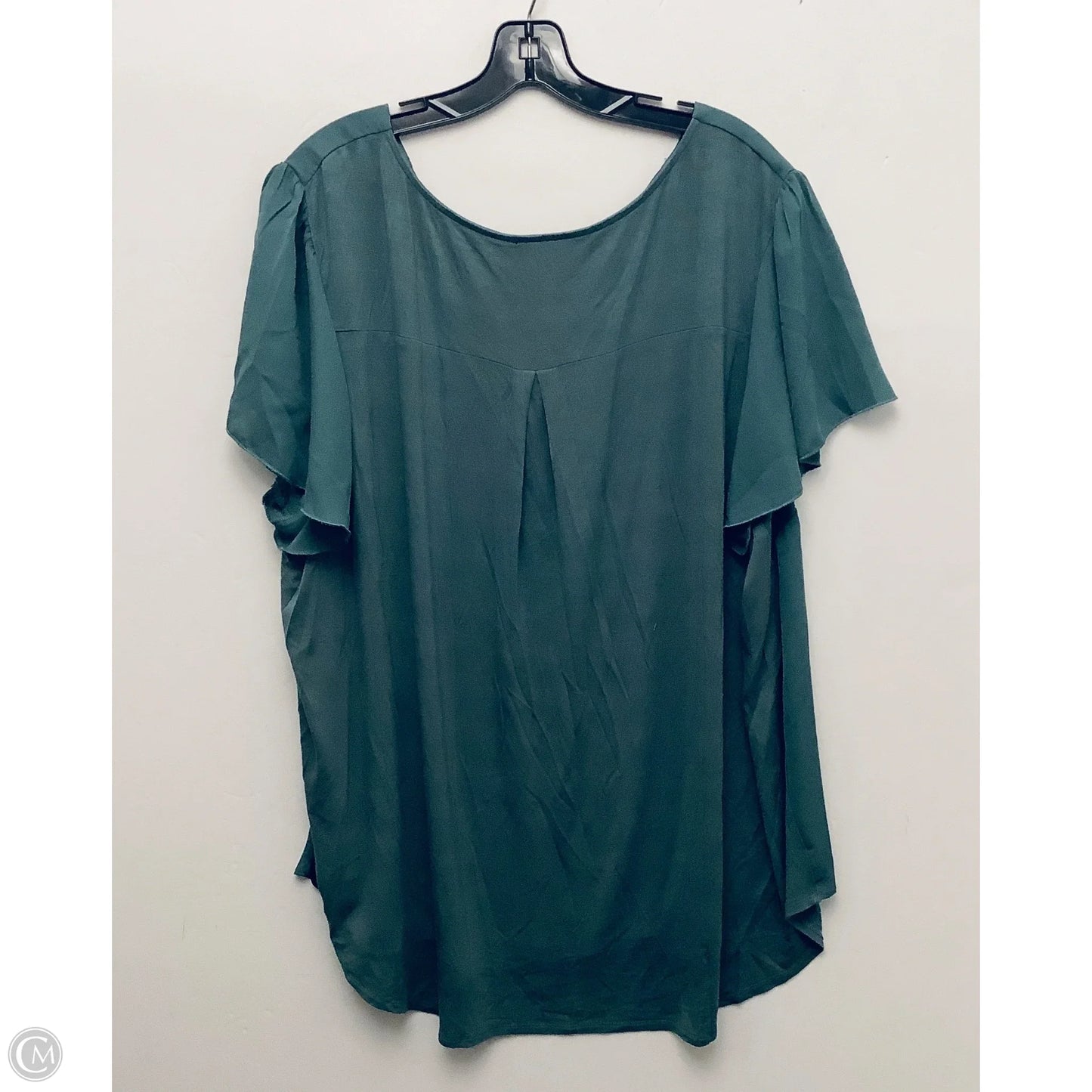 Top Short Sleeve By Fortune & Ivy In Green, Size: 3x