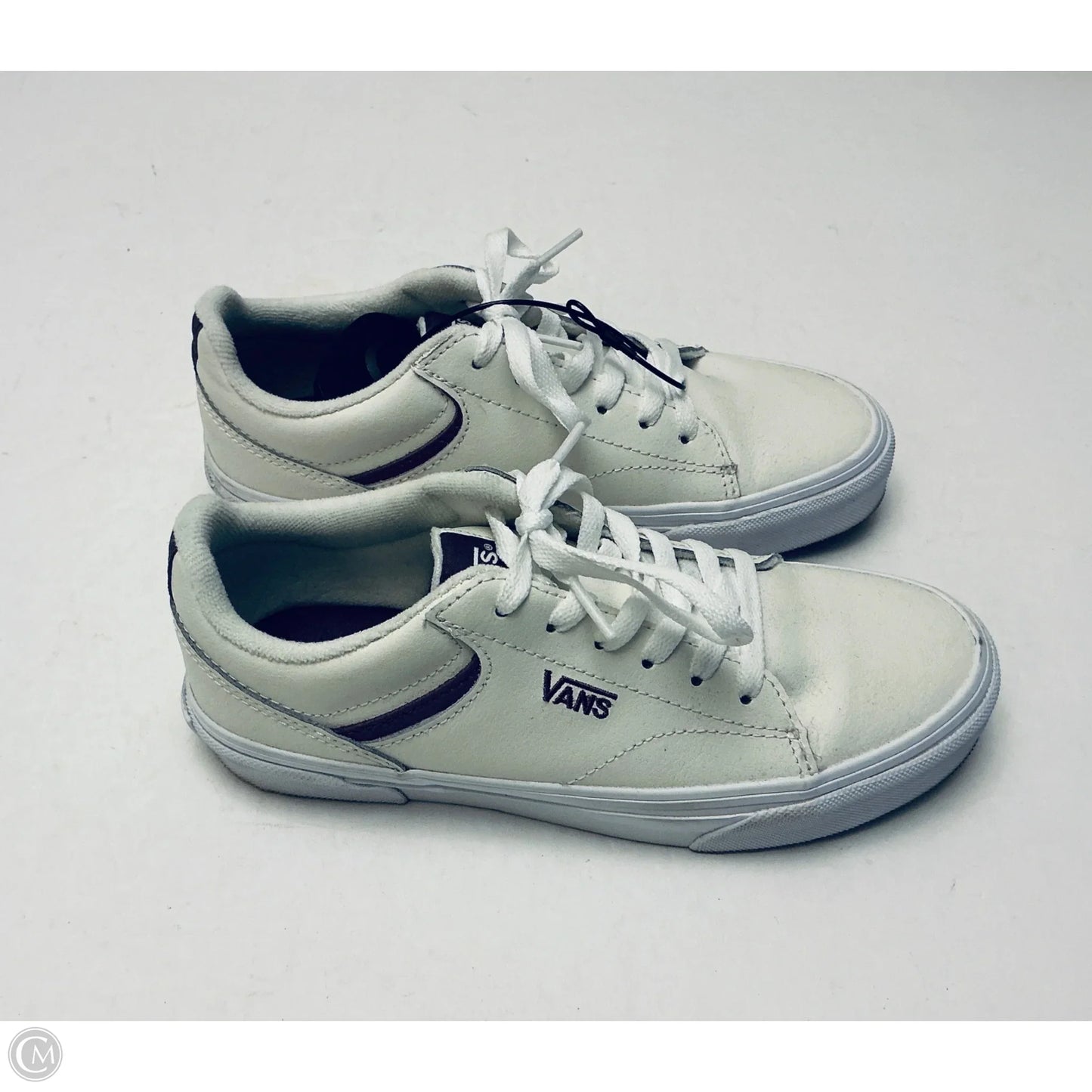 Shoes Sneakers By Vans In White, Size: 6