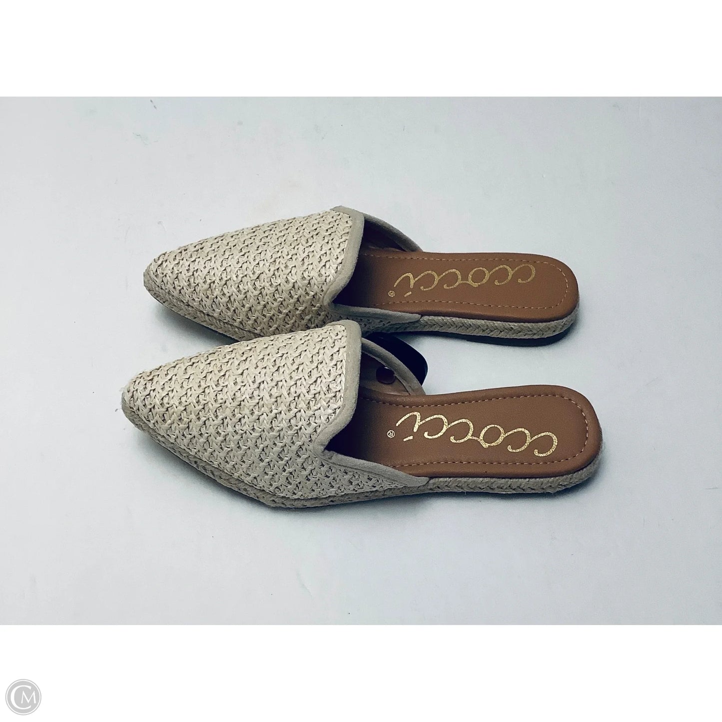 Shoes Flats By Clothes Mentor In Beige, Size: 9