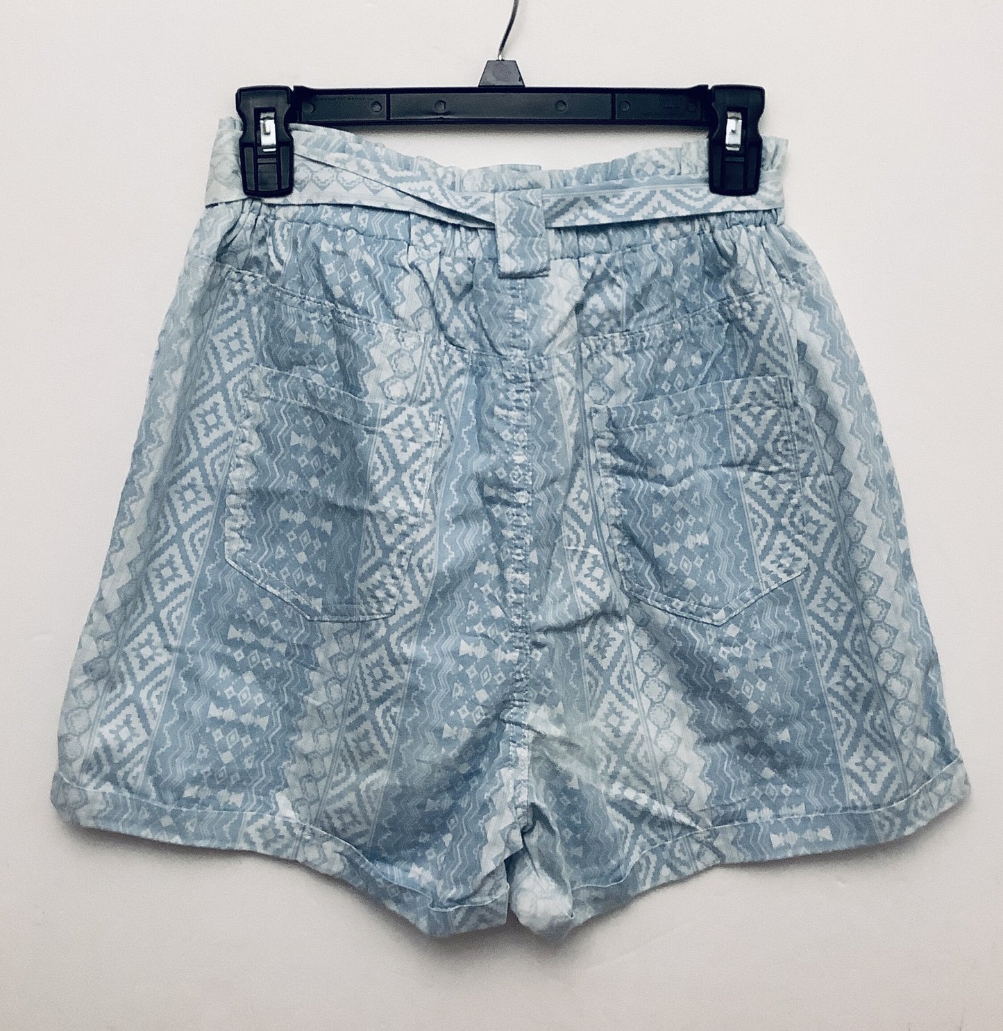 Shorts By Clothes Mentor Size: M
