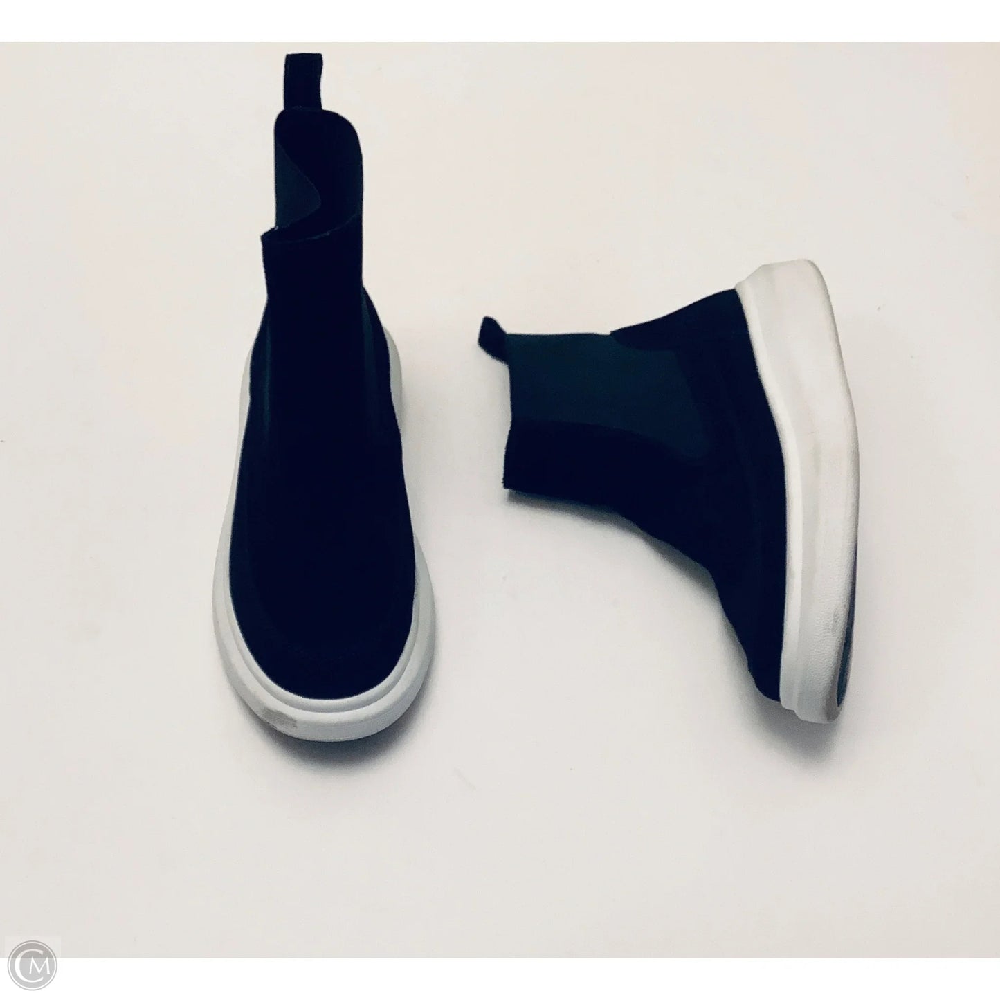 Shoes Sneakers By Nurture In Black, Size: 9