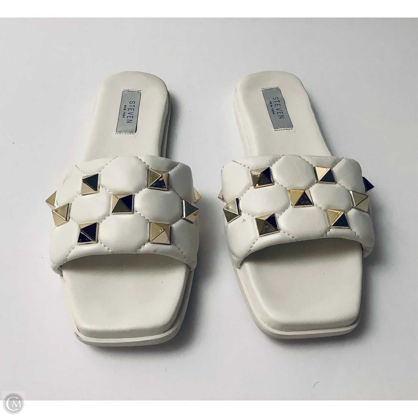 Sandals Flats By Clothes Mentor In White, Size: 9.5