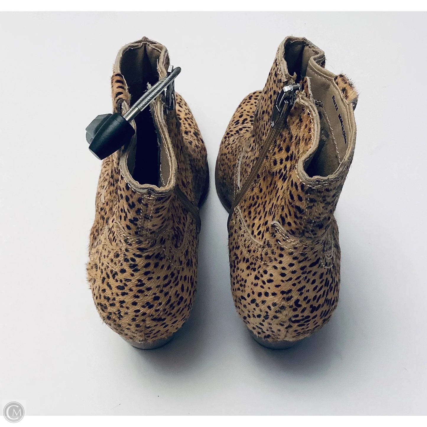 Boots Ankle Heels By Dolce Vita In Animal Print, Size: 9.5