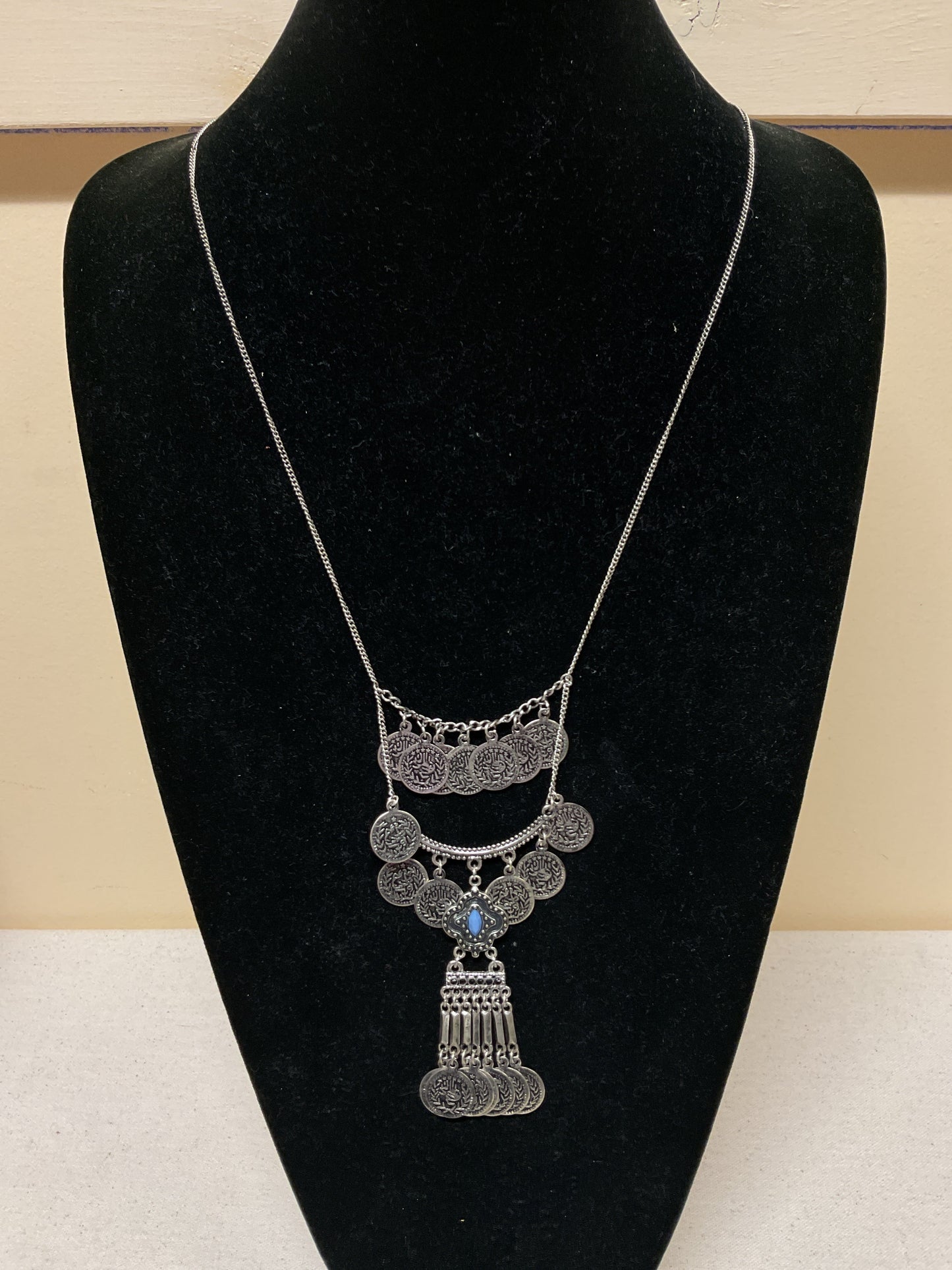 Necklace Statement By Clothes Mentor In Silver