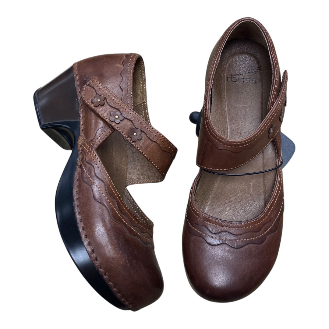 Shoes Heels Block By Dansko In Brown, Size:8.5