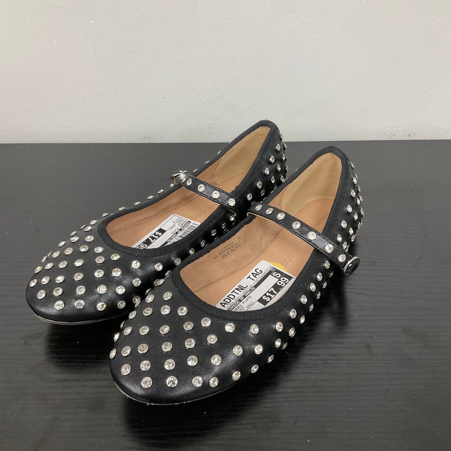 Shoes Flats By House Of Harlow In Black, Size:7