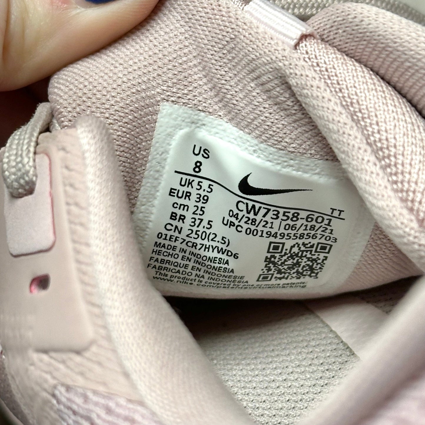 Shoes Sneakers By Nike In Pink & White, Size: 8