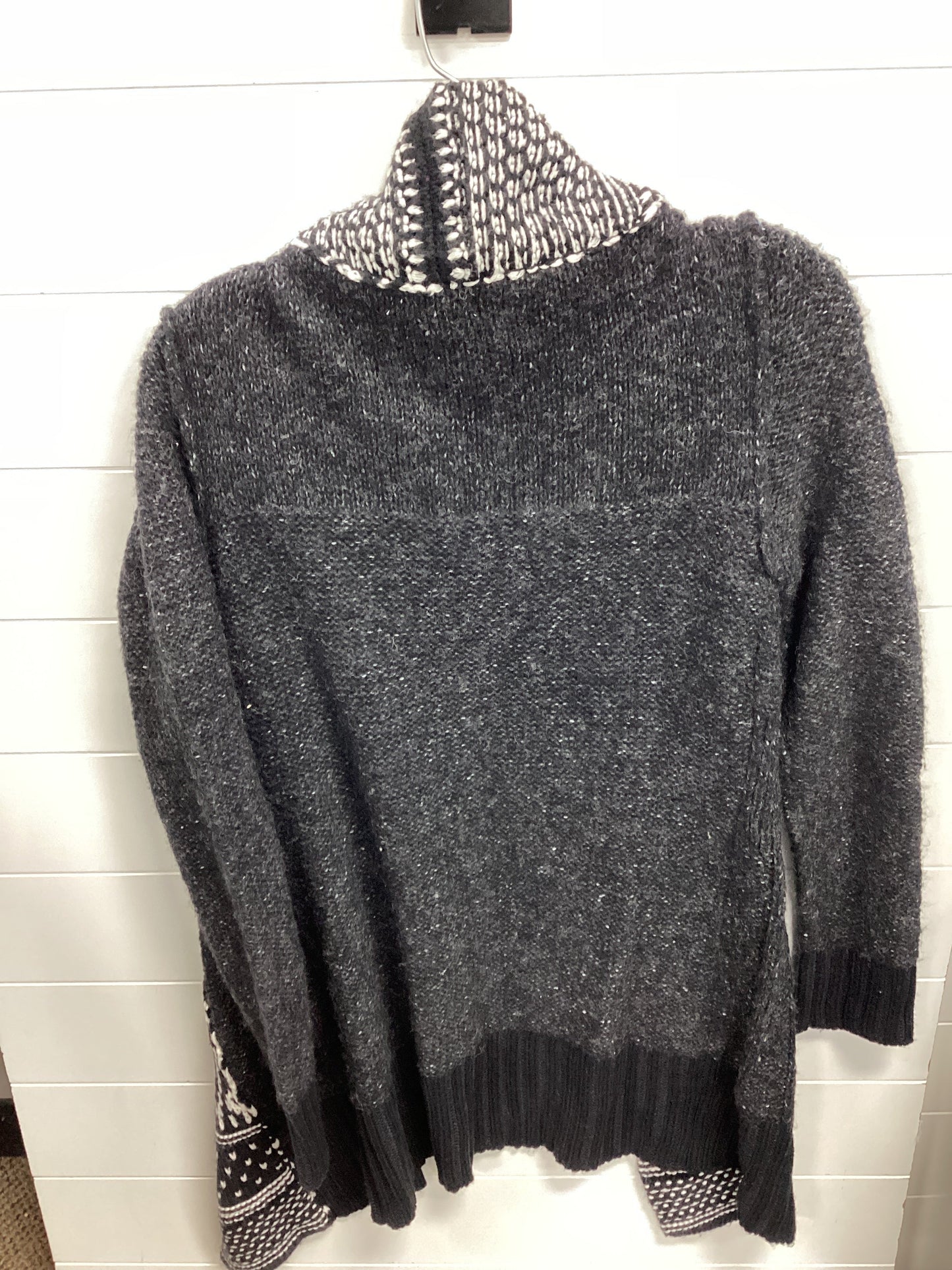 Sweater By Maurices In Black & White, Size:M