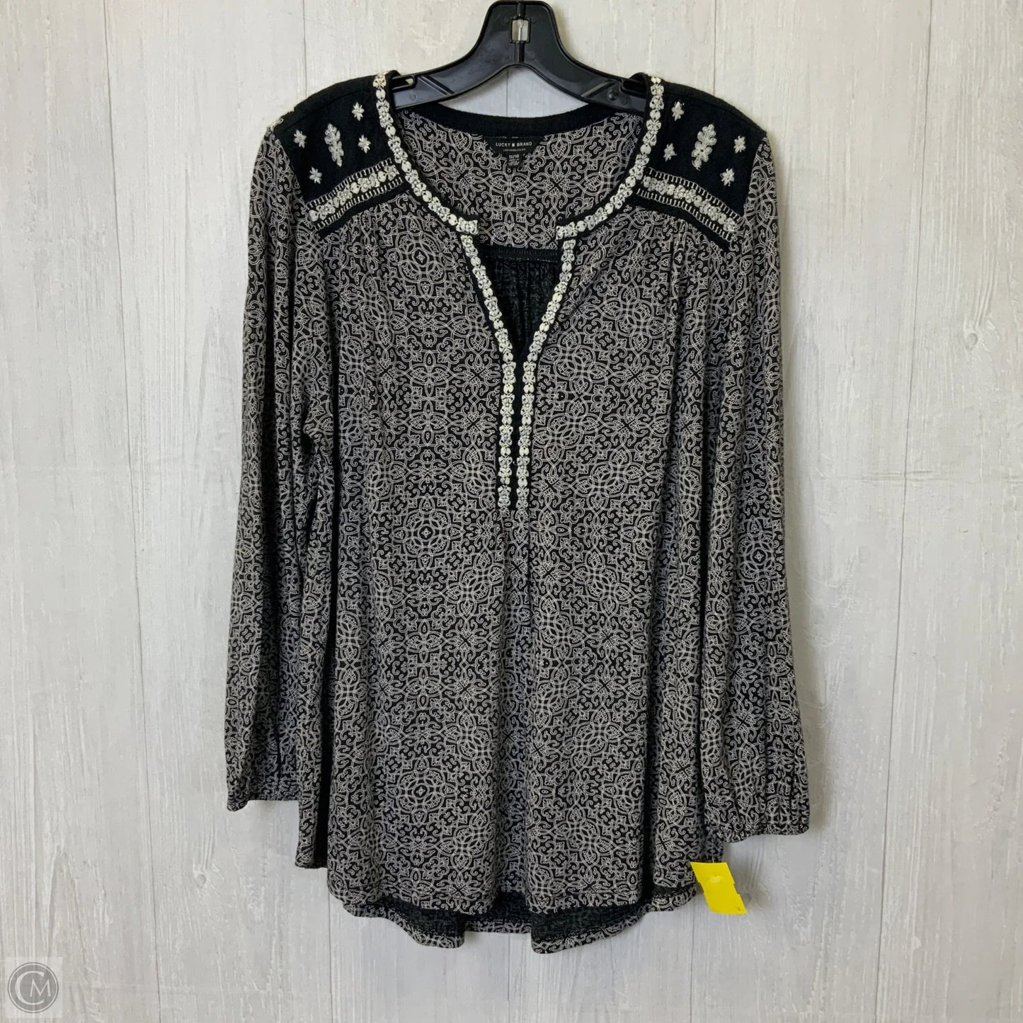 Top Long Sleeve By Lucky Brand In Black & White, Size: 1x