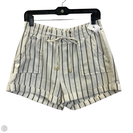 Shorts By Clothes Mentor In Striped Pattern, Size: M