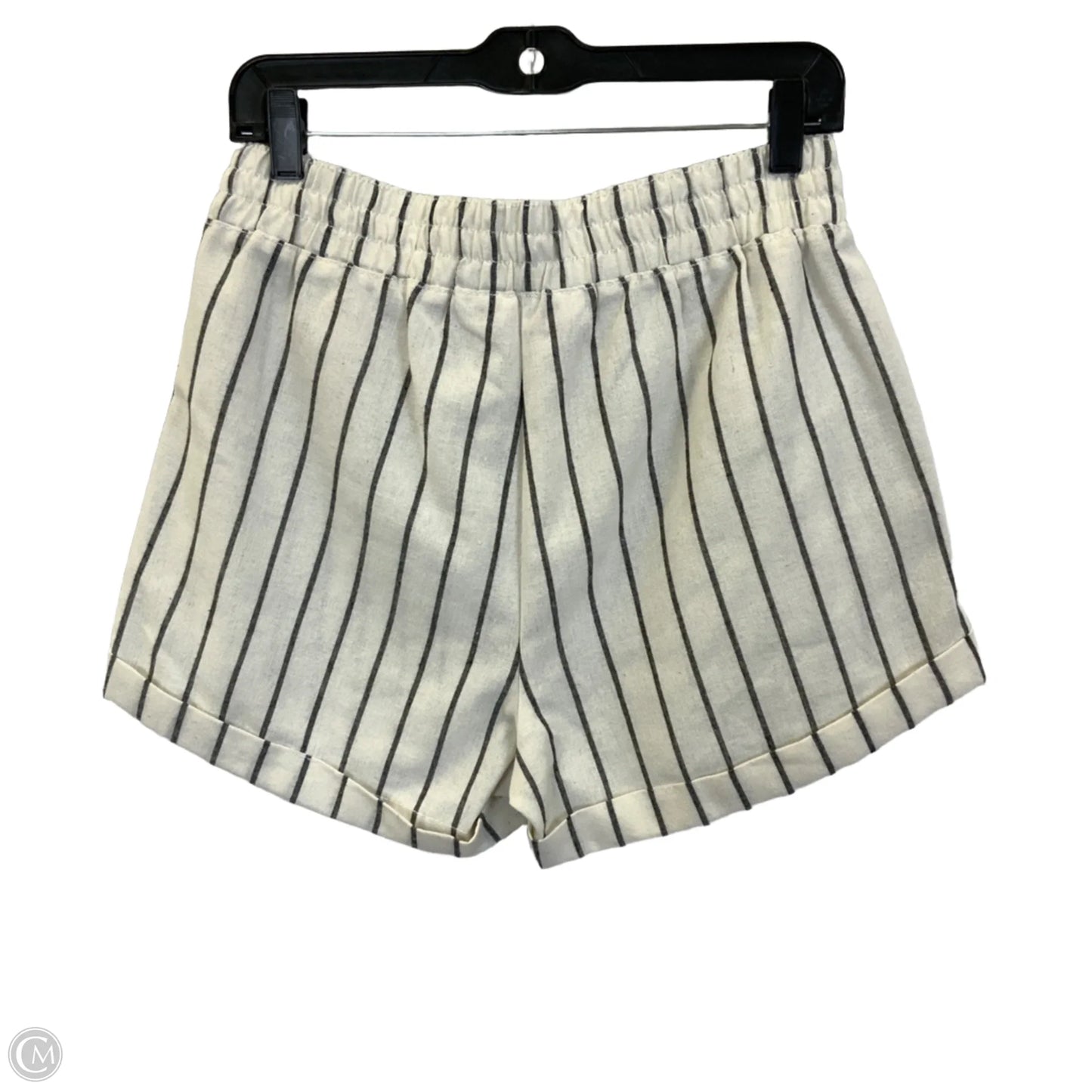 Shorts By Clothes Mentor In Striped Pattern, Size: M