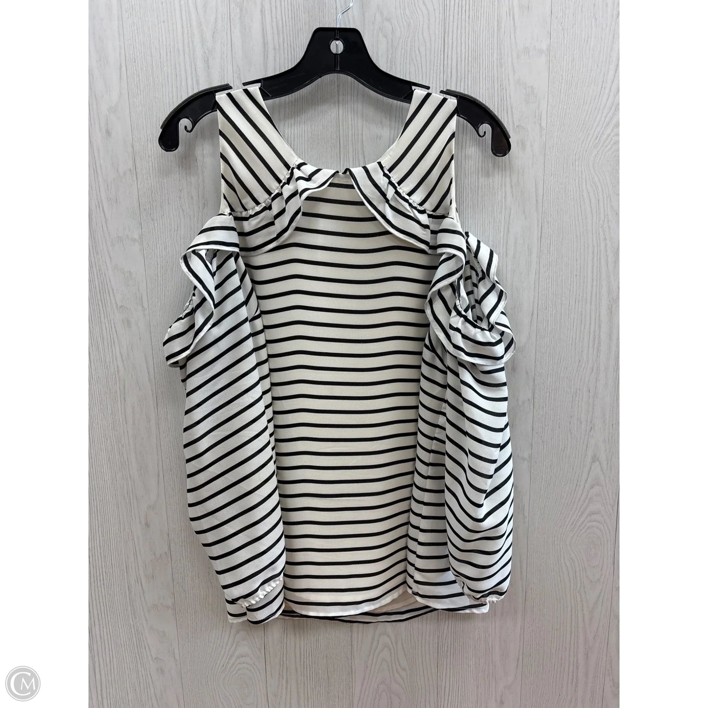 Top Long Sleeve By Maurices In Striped Pattern, Size: 1x