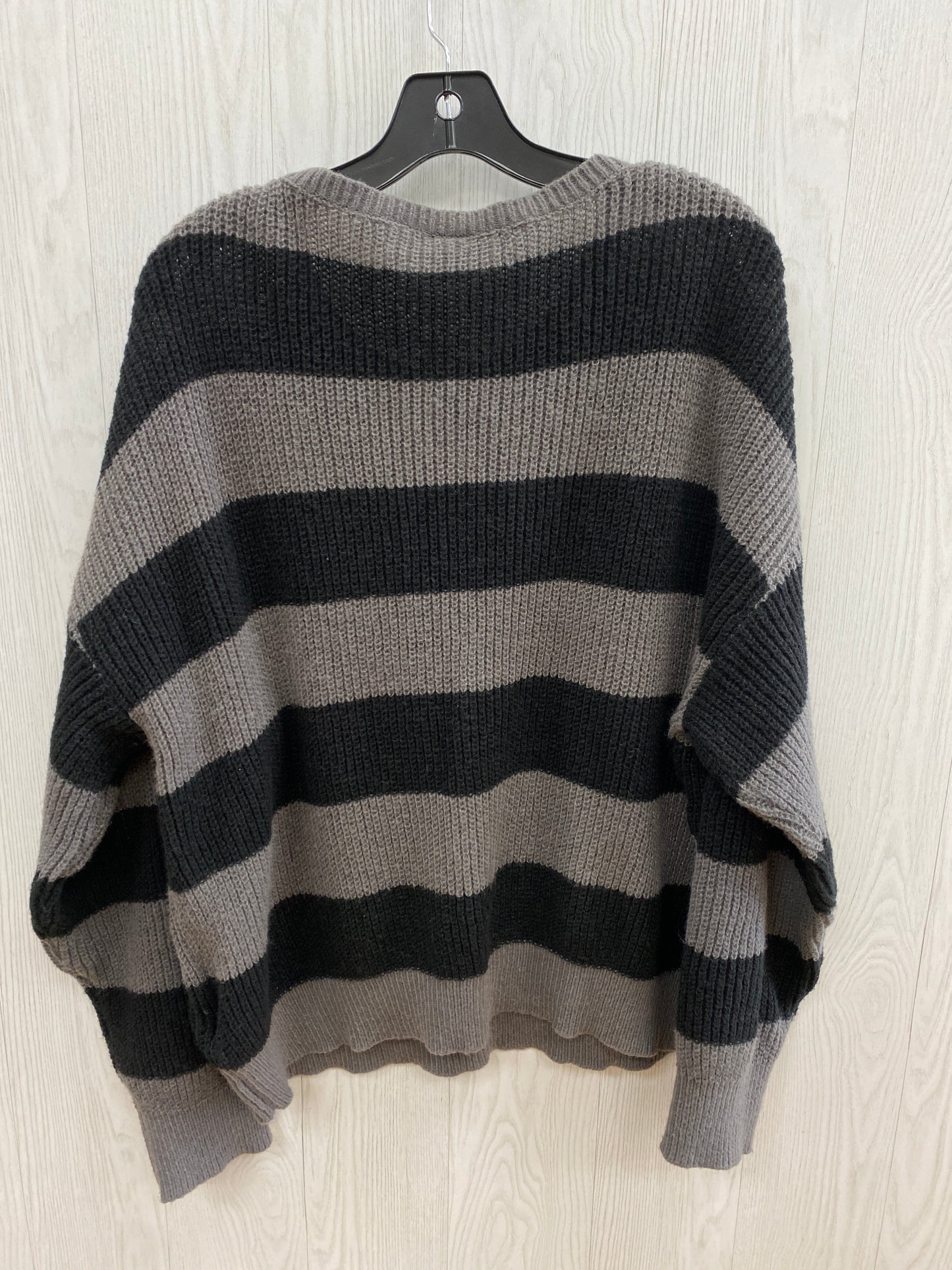 Sweater By Shein In Black & Grey, Size: M