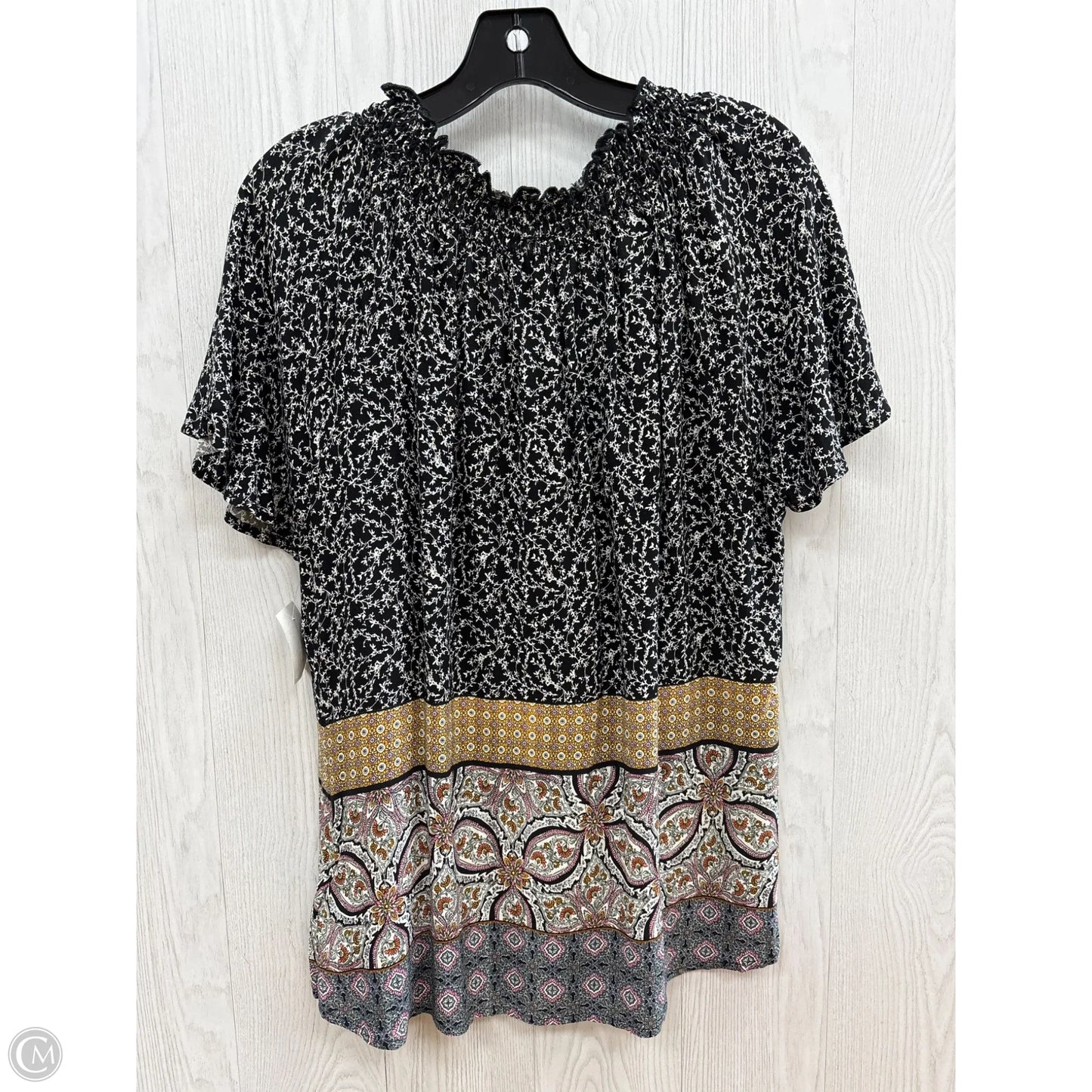 Top Short Sleeve By Knox Rose In Black White, Size: S