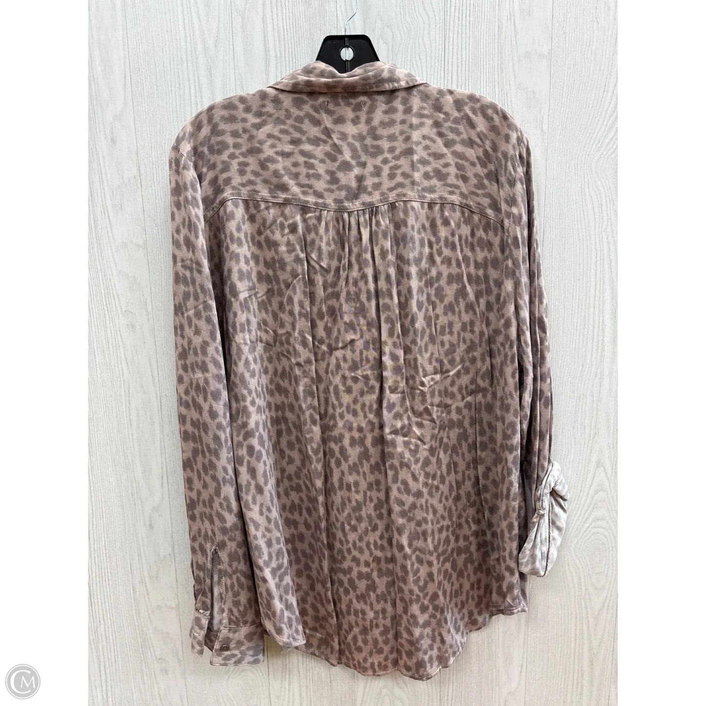 Top Long Sleeve By Maurices In Animal Print, Size: 1x