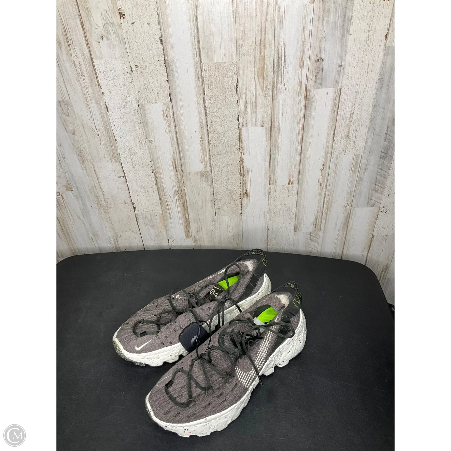 Shoes Athletic By Nike In Grey, Size: 9