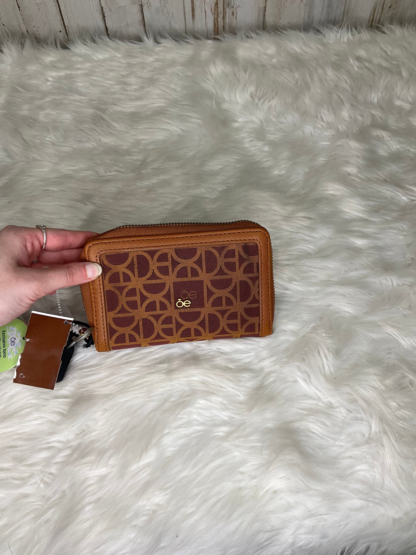 Wallet By Cma Size: Medium