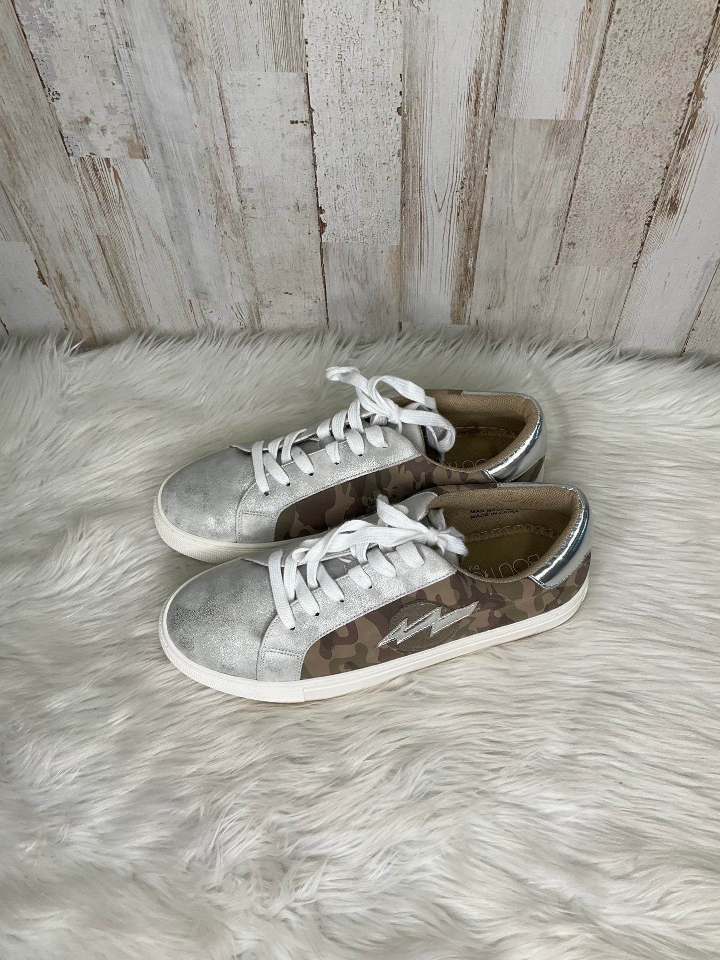 Shoes Athletic By Corkys Size: 9