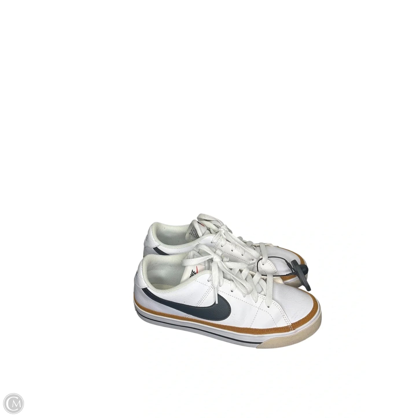 Shoes Sneakers By Nike In White, Size: 6.5