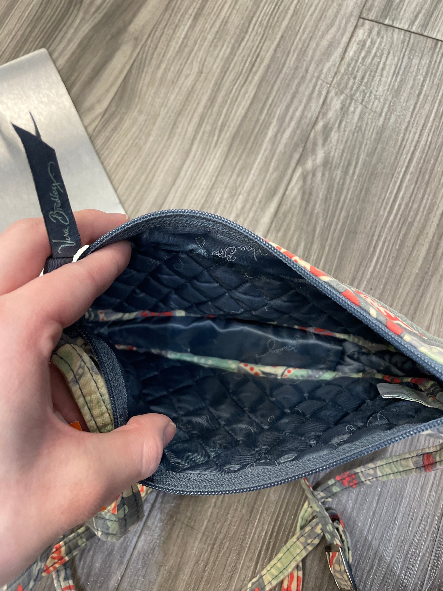 Wallet By Vera Bradley Size: Medium