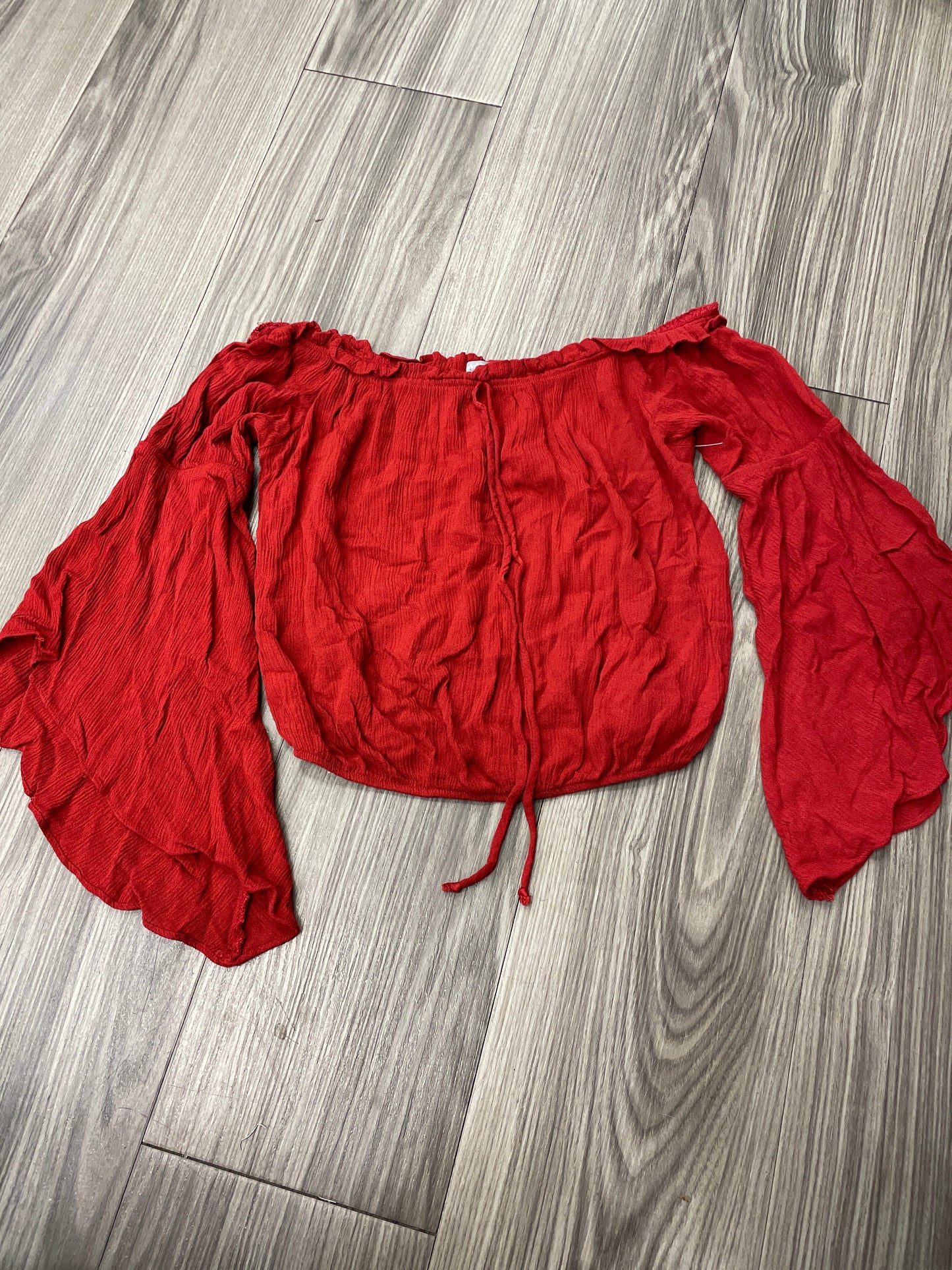 Top 3/4 Sleeve By Charlotte Russe Size: Xs