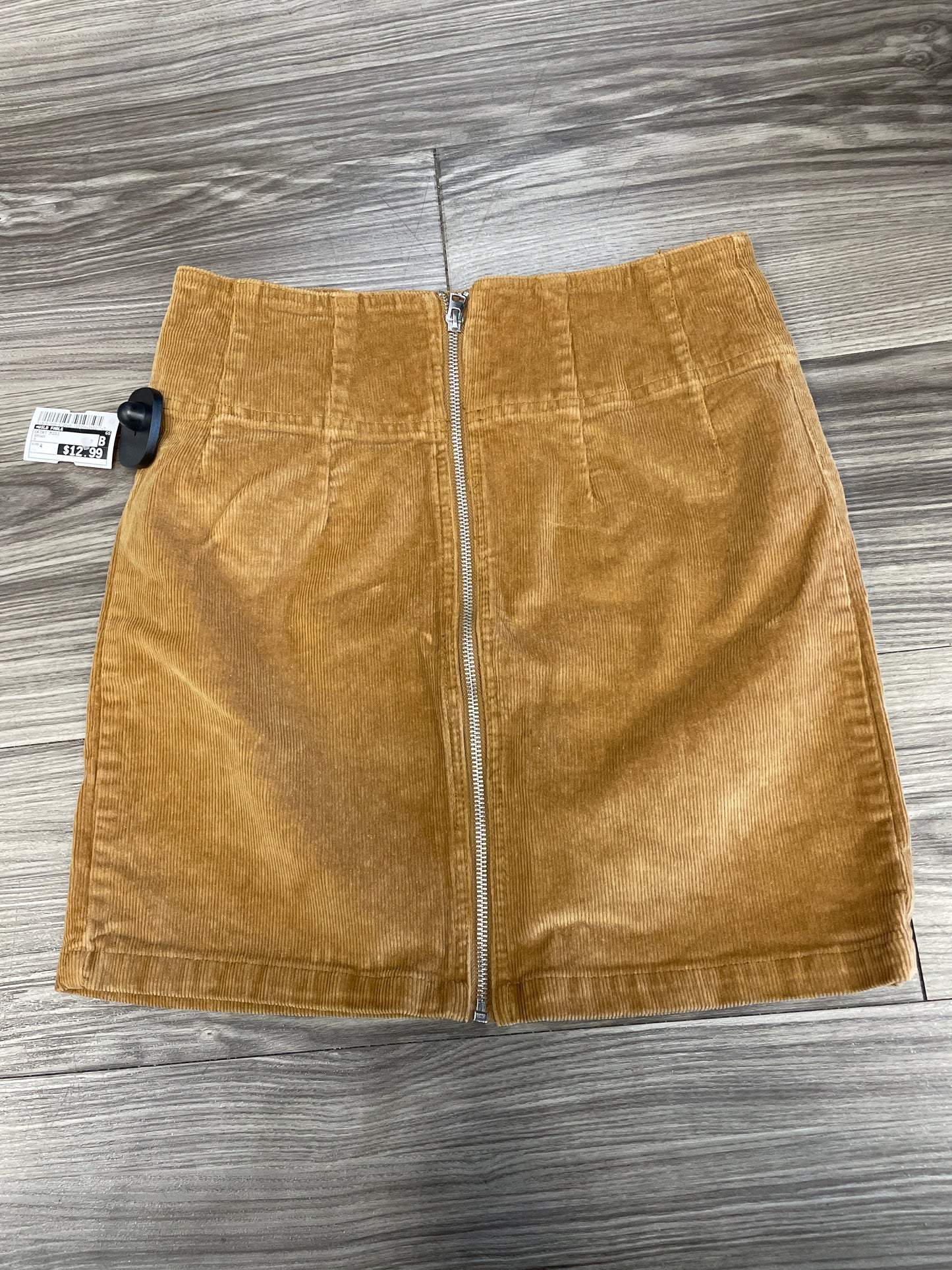 Skirt Midi By Wild Fable Size: 4