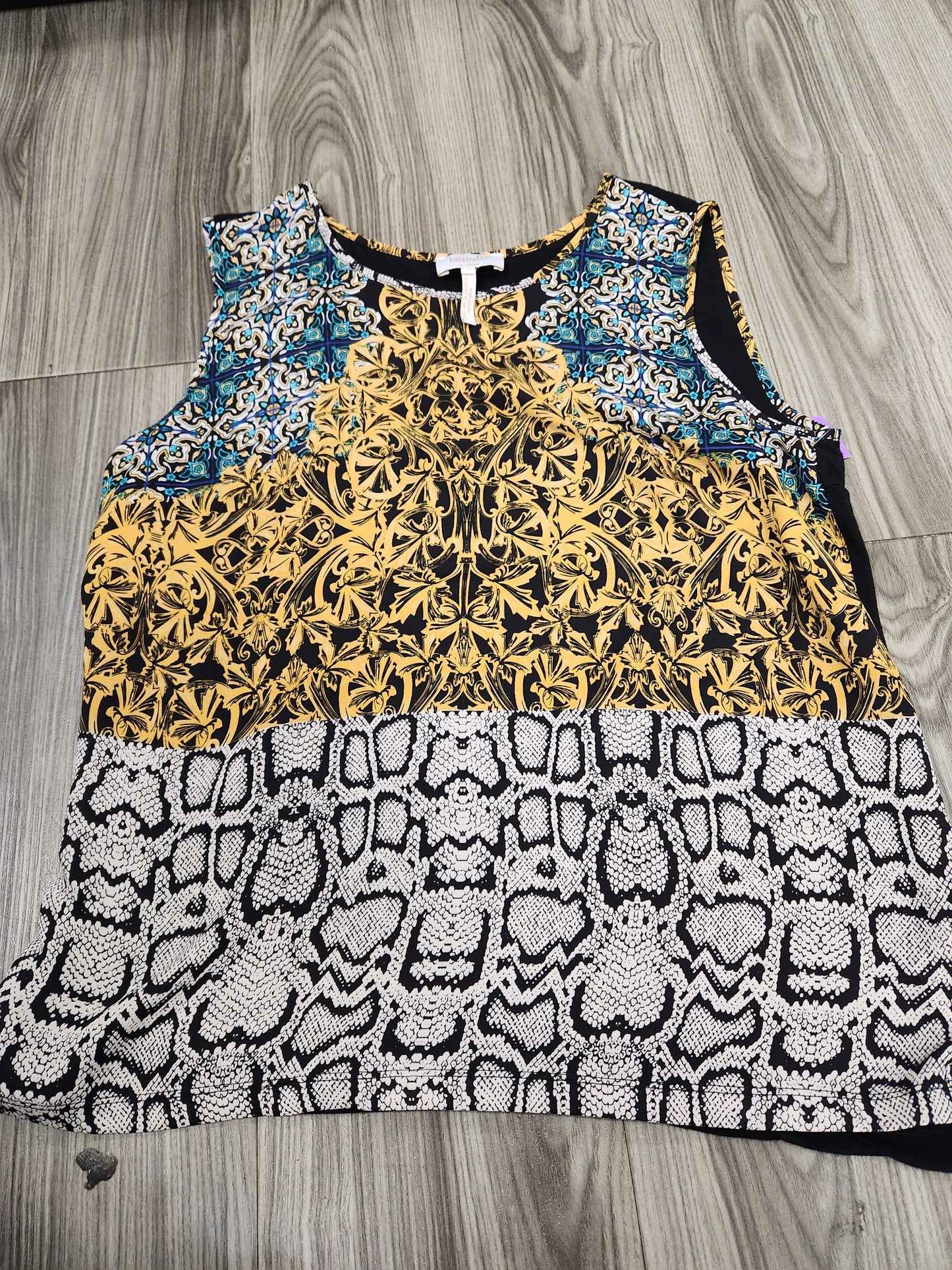 Tank Top By Laundry Size: M