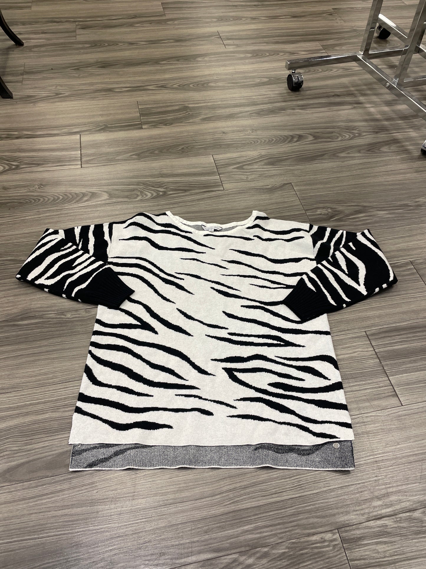 Black & White Sweater Ophelia Roe, Size M